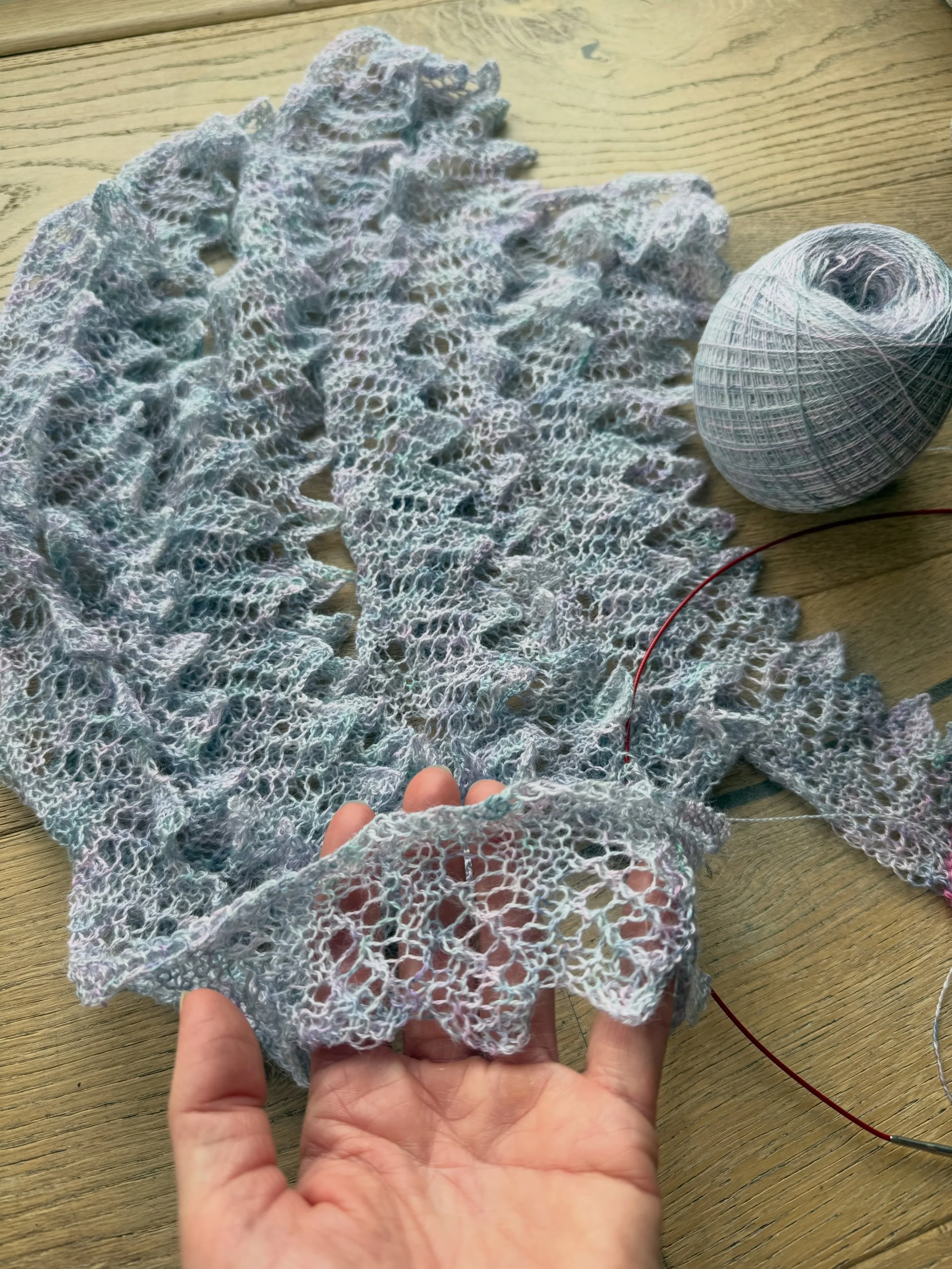 This yarn base is truly phenomenal&hellip;

1200 metres of delicate cobweb lace&hellip;

50% Baby Suri Alpaca
30% Extra Fine Merino
20% Silk

I&rsquo;m using it to knit my first Shetland Lace - Mrs Hunter&rsquo;s Shawl

Laceweight yarn is always a hi