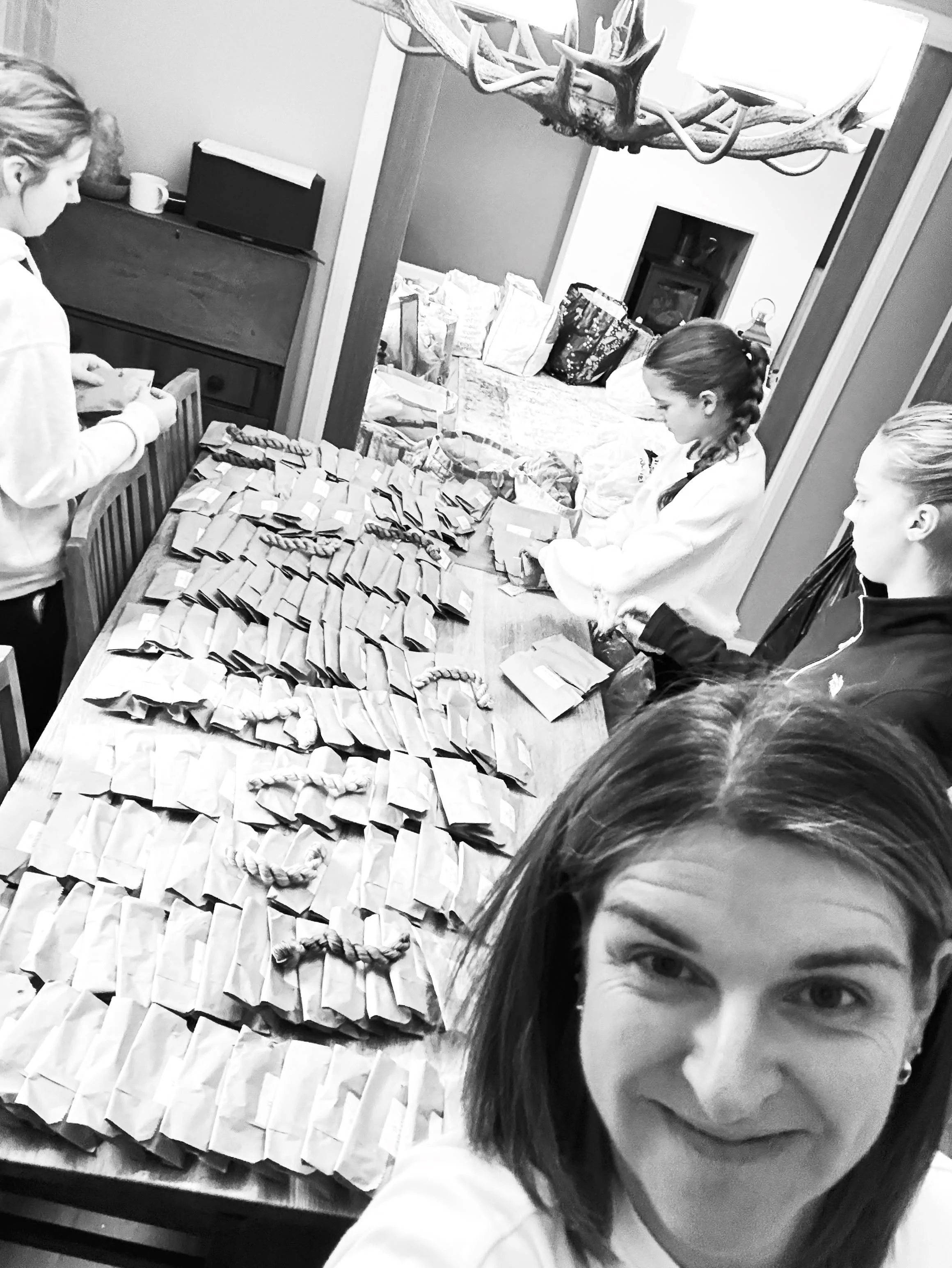 As someone who sent my day wedding invitations to evening guests and vice versa, please pray for me on advent packing day 🤪😂🙏

So excited for you to receive them. 

Pop your email address not the notify me box on the website if you are interested 