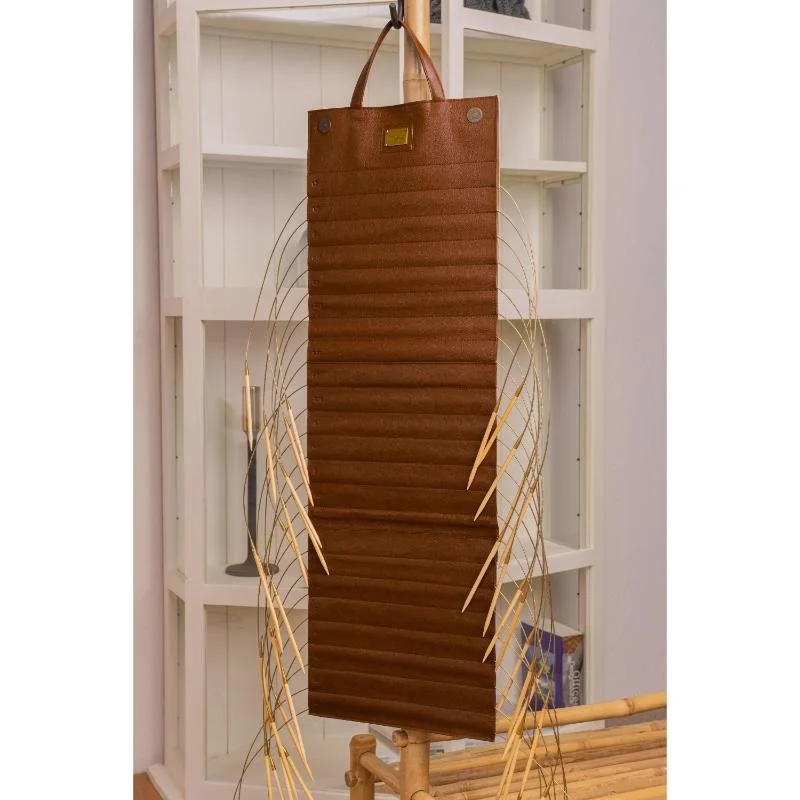 QB-4715 - Rich Brown - Extra 8.jpg