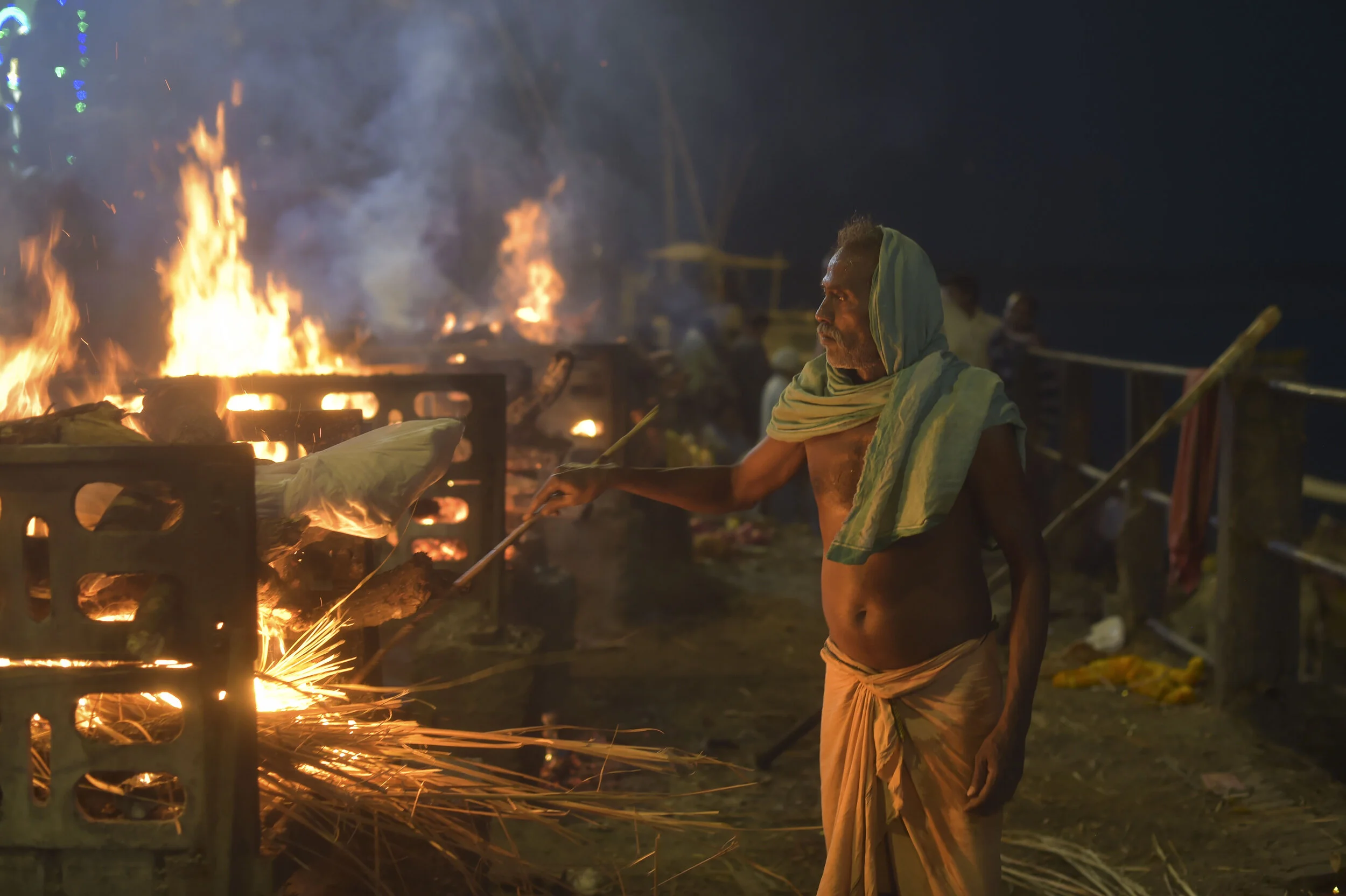 Death On The Ganges | Tobin Jones | Varanasi, India