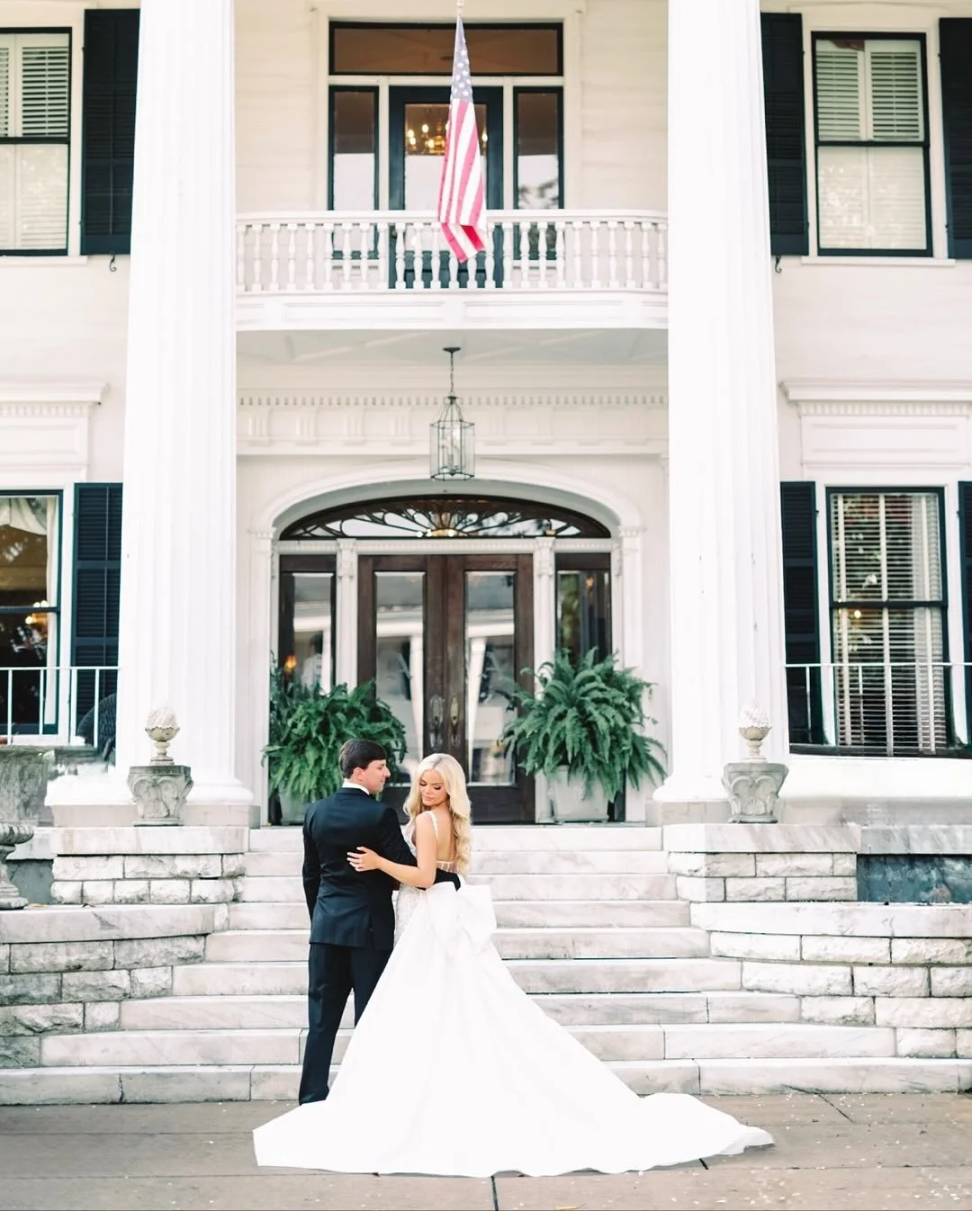A day full of Southern grace and endless joy 🤍
Sara Kate &amp; Ford&rsquo;s Macon wedding was pure perfection &mdash; from their nods to Alabama and UGA to the loveliest country club reception and the most stunning bride. Every moment was magic! We 