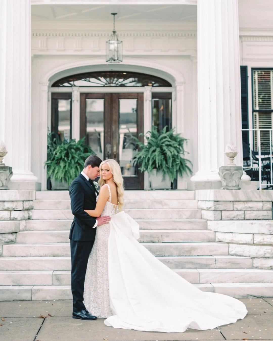 Classic. Southern. Editorial. 🤍

An unforgettable wedding day filled with couture bridal fashion, timeless black and white moments, dreamy florals, and one of the most fun wedding parties ever.

Swipe for the dress details, ceremony moments, and the