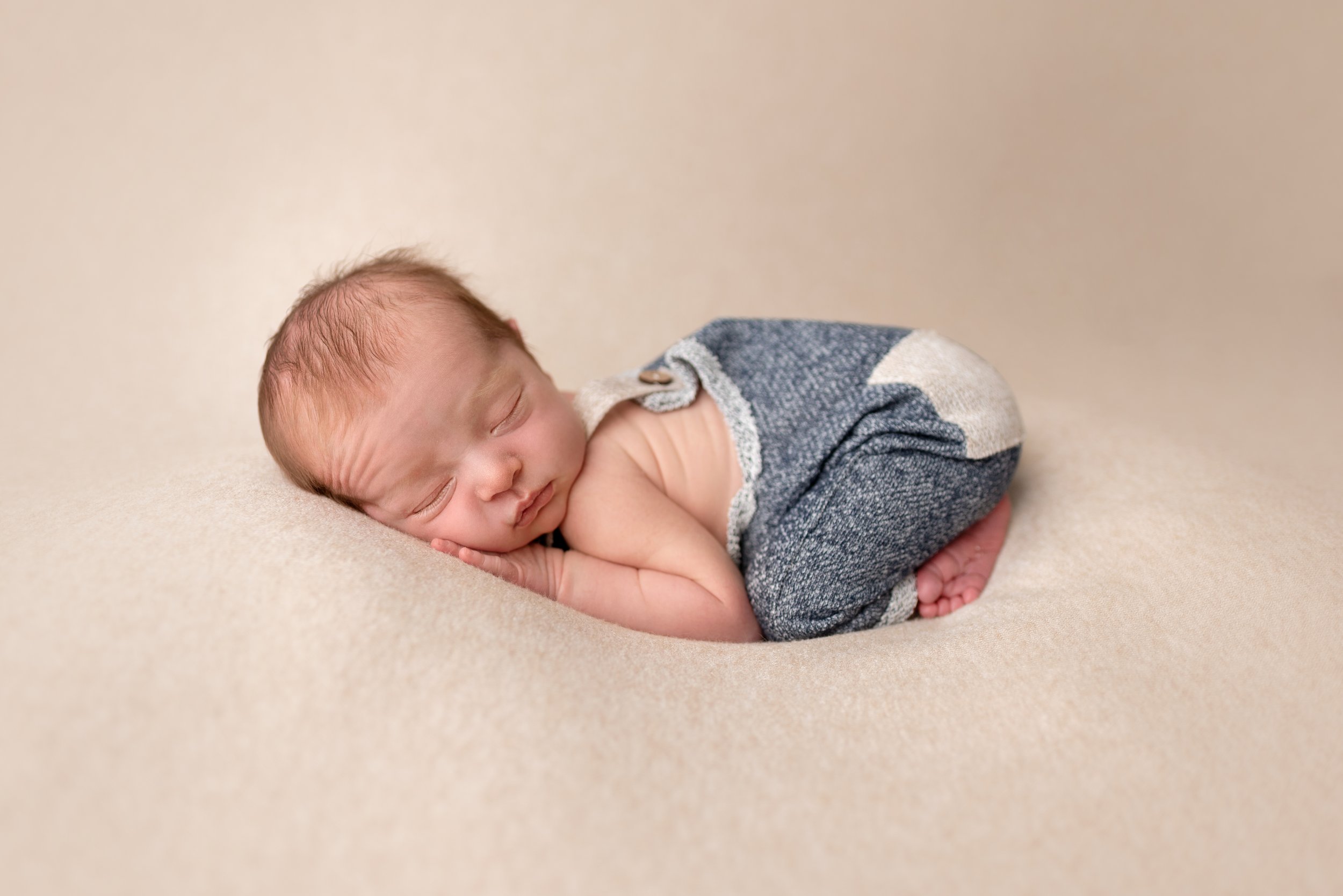 LH-Newborn-04-edit.jpg