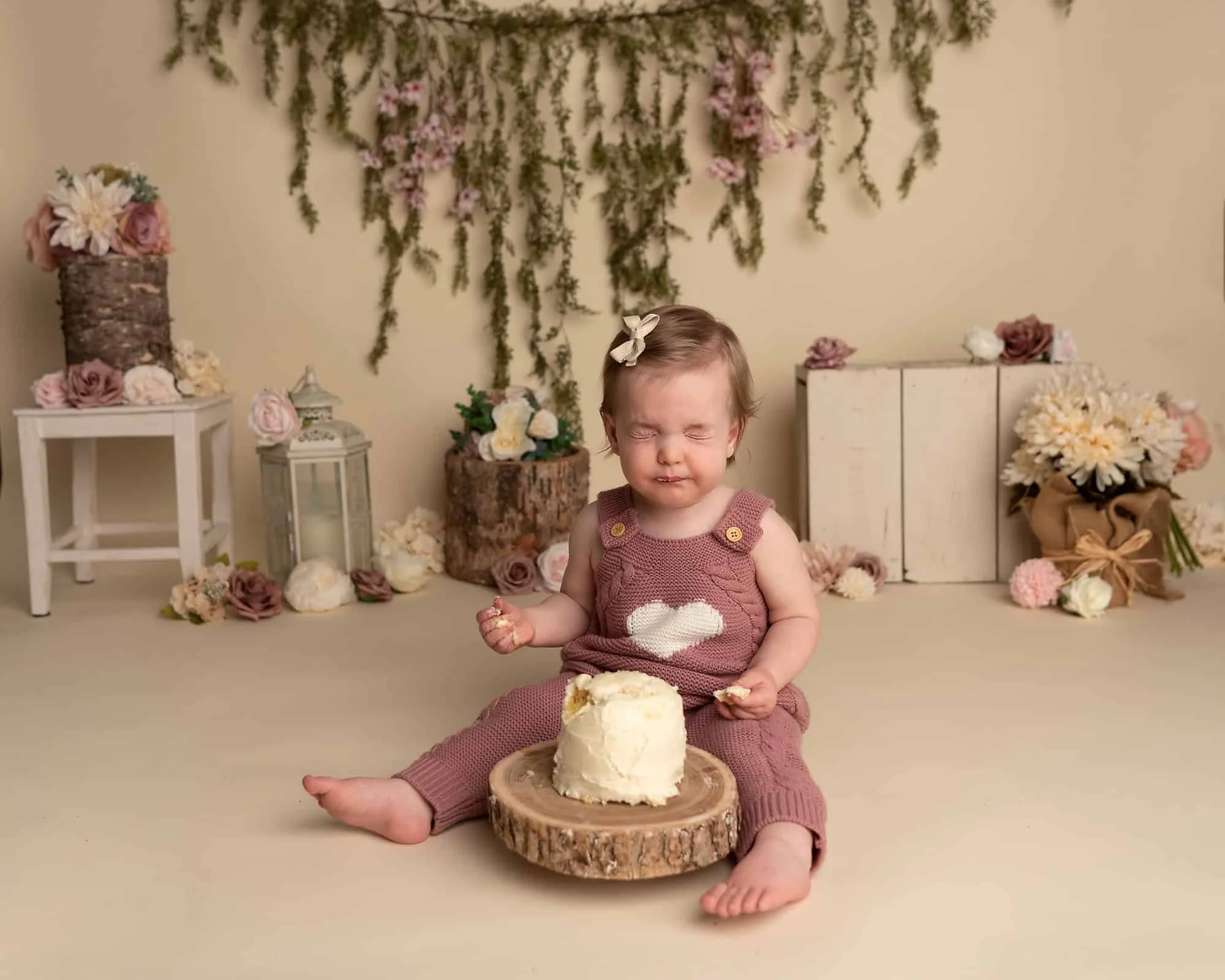 ASmi-CakeSmash-21 copy.jpg