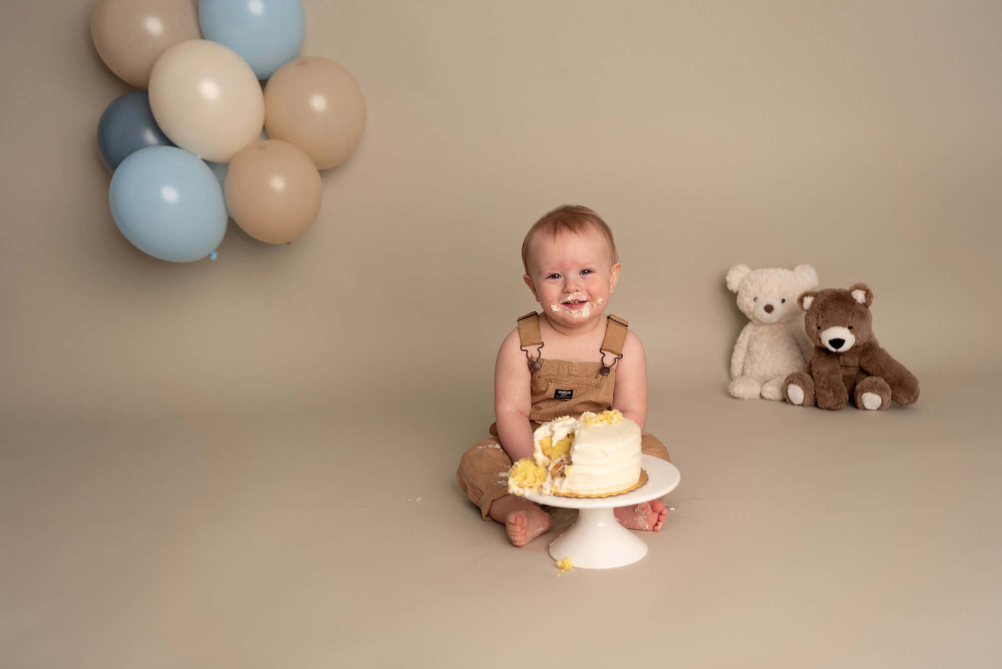 JDuf-2026-CakeSmash-44 copy.jpg
