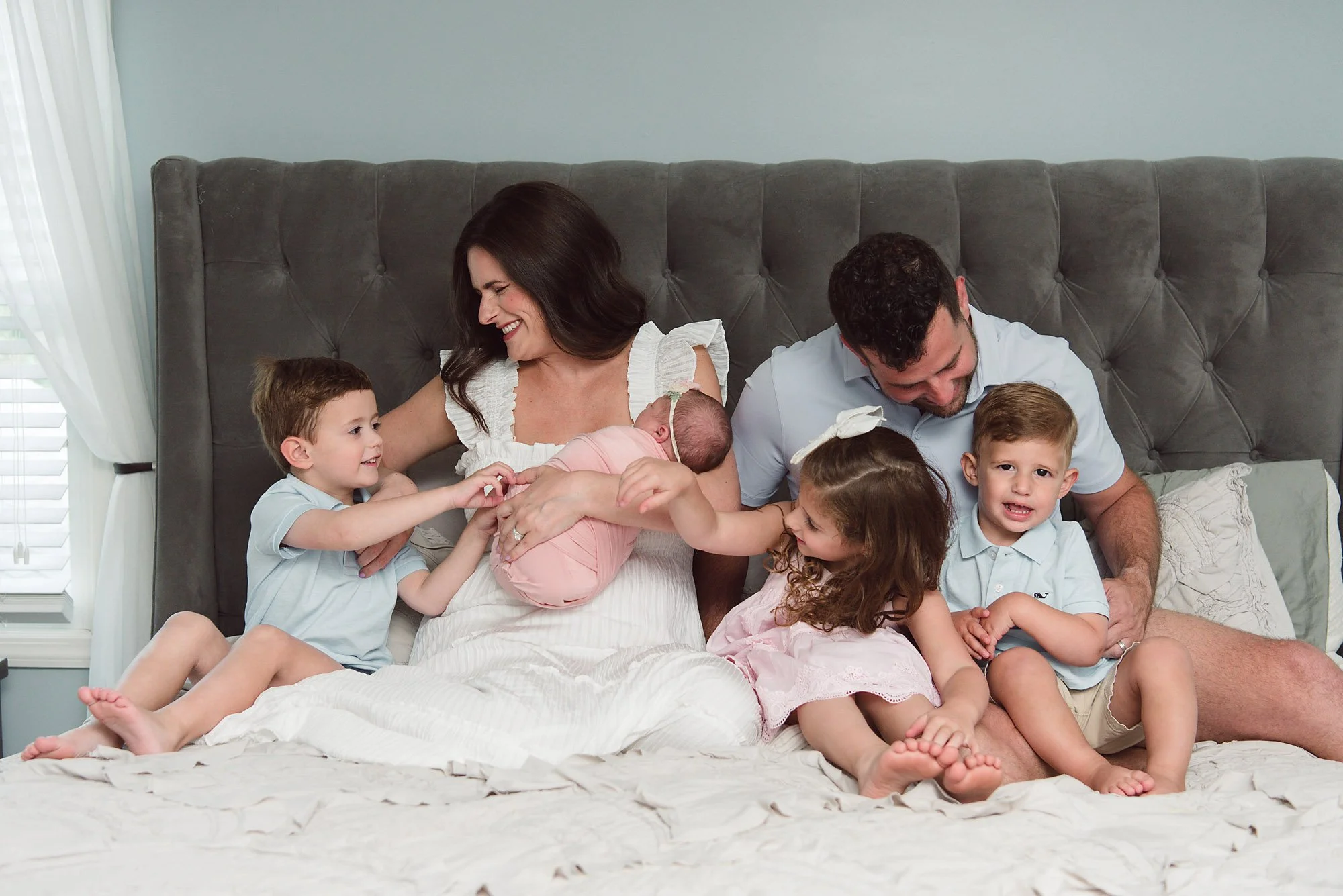 SSch-Newborn-42 copy.jpg