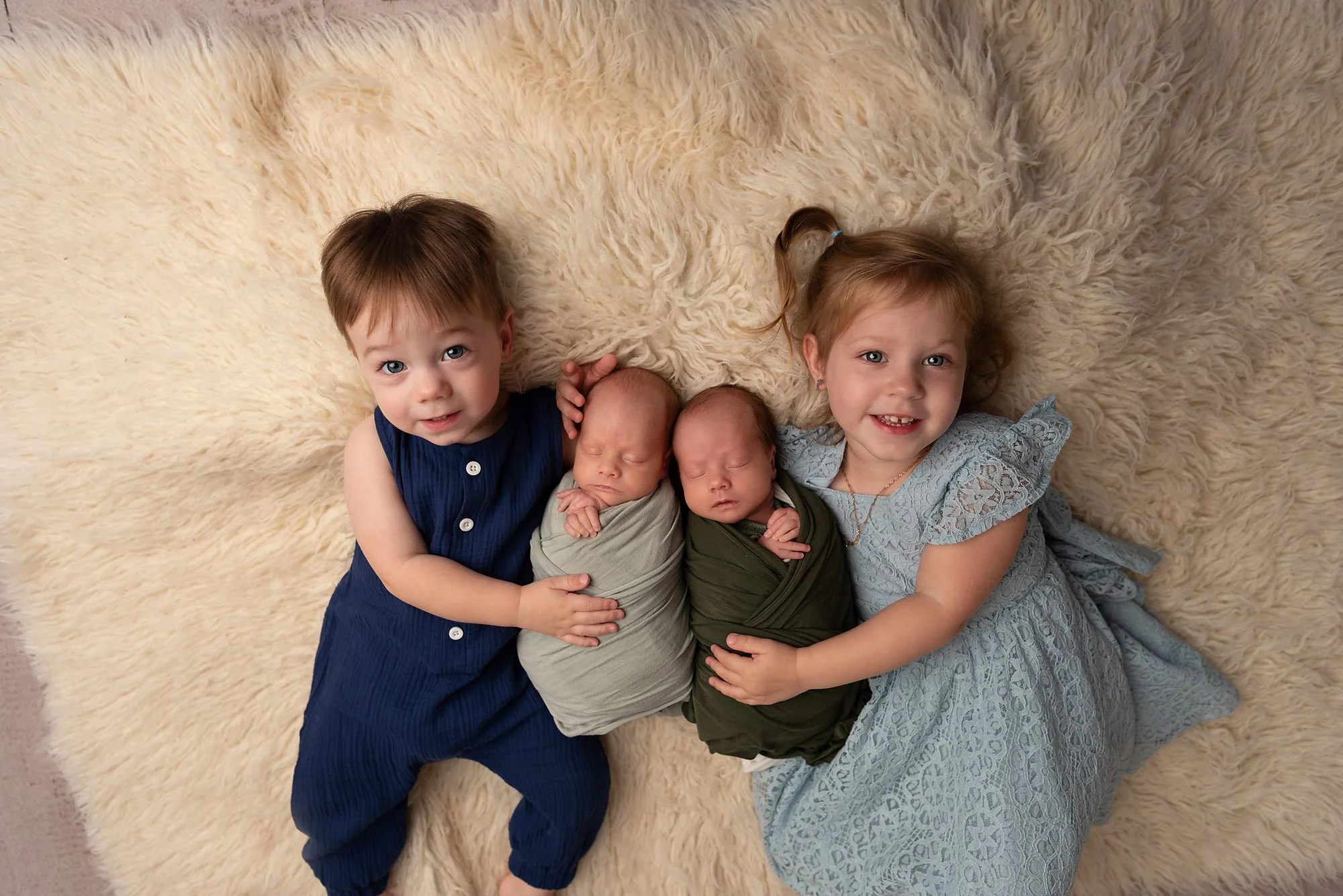 Caden &amp; Connor | 24 Day Old Twins | Washington, PA Newborn Photographer 