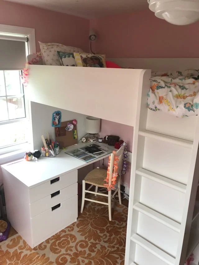 Desk.jpeg