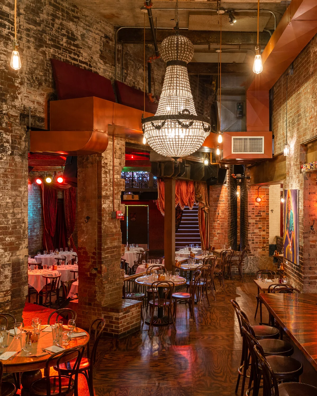 Beehive-Dining-livejazz-Tremont.jpg