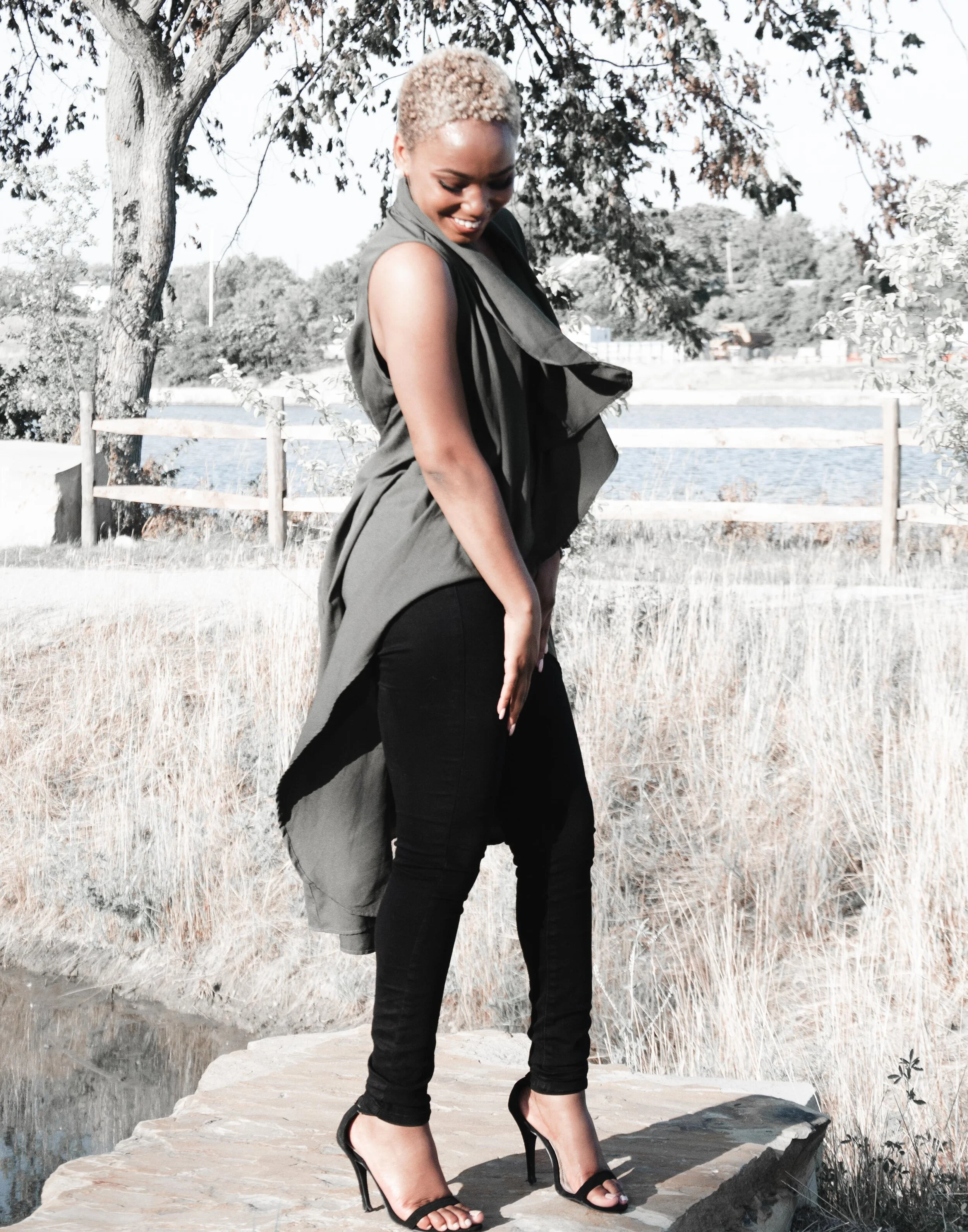 Kenasia Standing-6.jpg