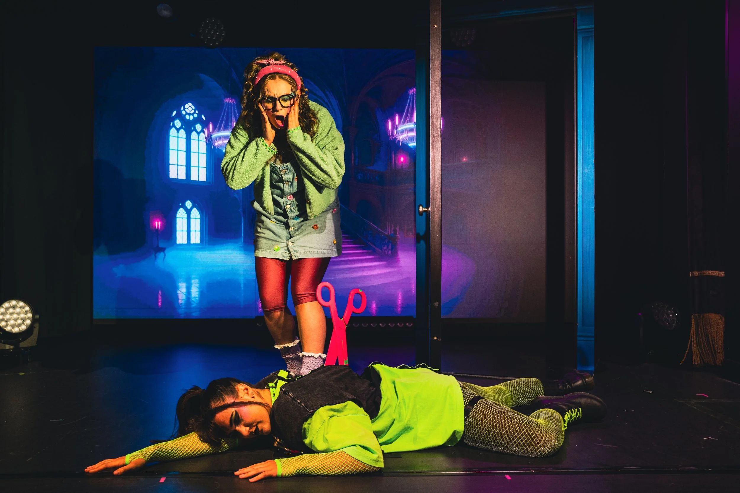 MITM Jenny w_ Allie dead 2.JPG