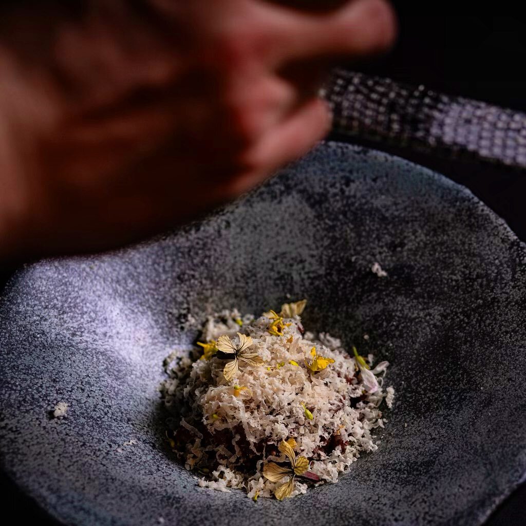 Tartare
Flannery beef, Fiscalini Cheddar, Walnut, Horseradish, Sorghum

#park1039slo #finedining #foodandwine #gourmetfood #foodphotography #eatlocal #supportfarmers #foodstagram #newrestaurant #sanluisobispo #centralcoast #finewine #chefsroll #style