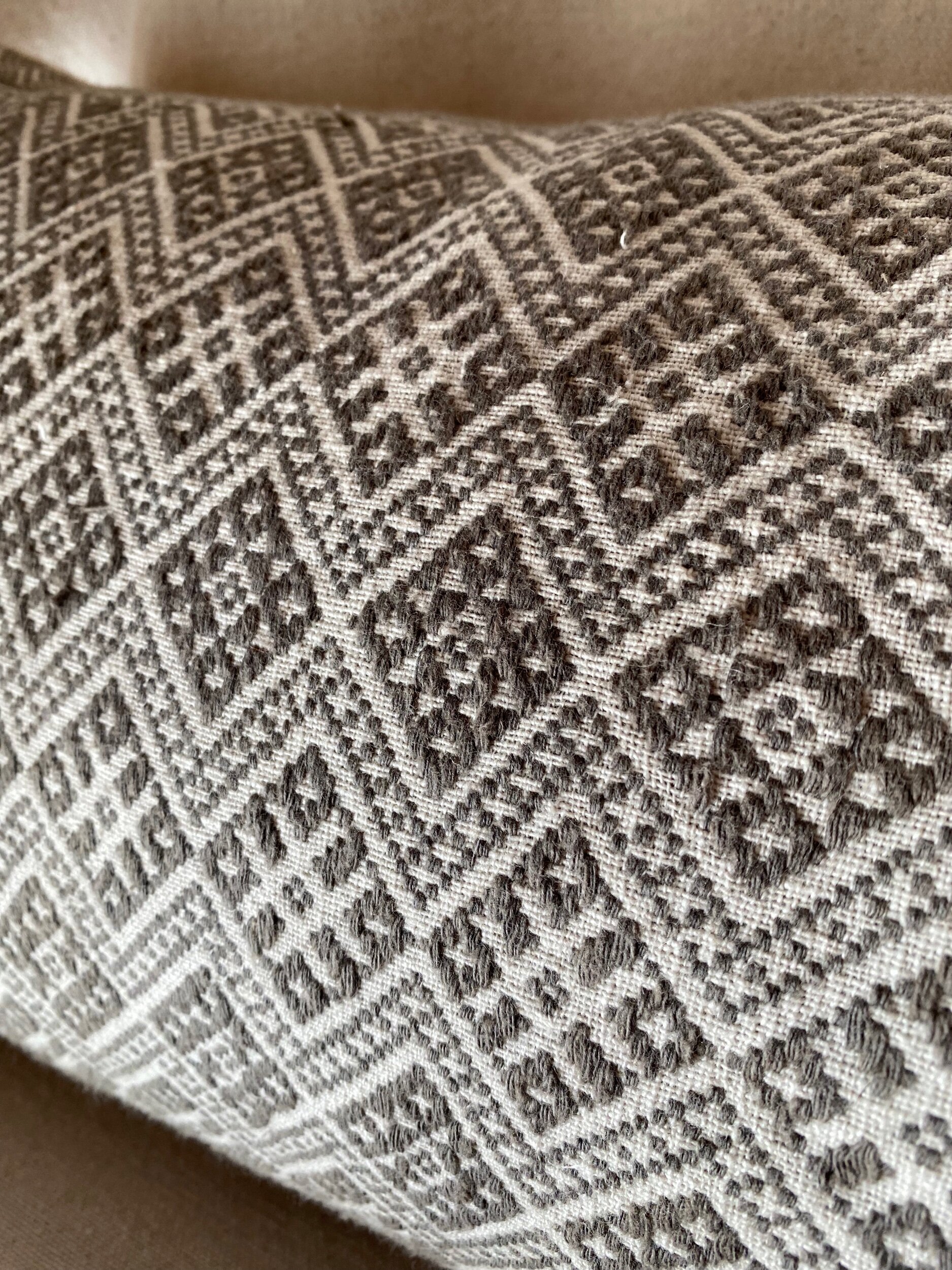 905AA7DD-6D87-44E6-87C7-43F4FBF2E7D4