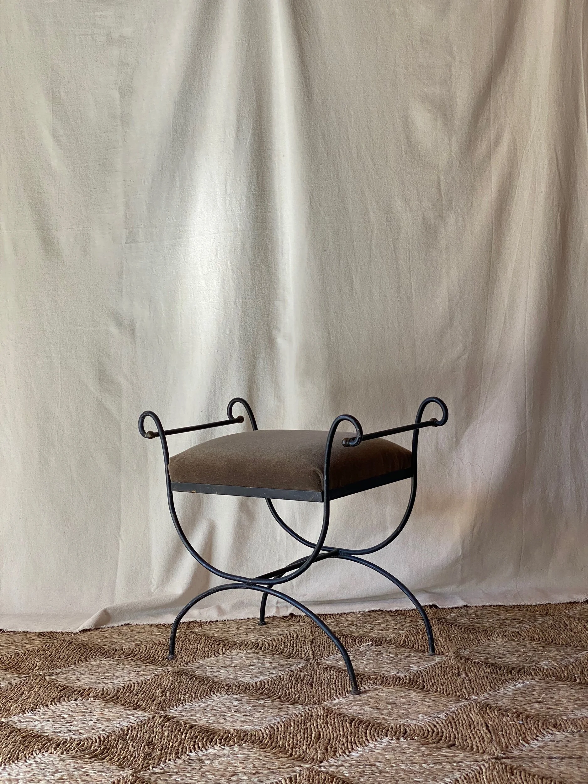 24E70DD4-A5C2-4930-A4BC-E352BD28FDB4