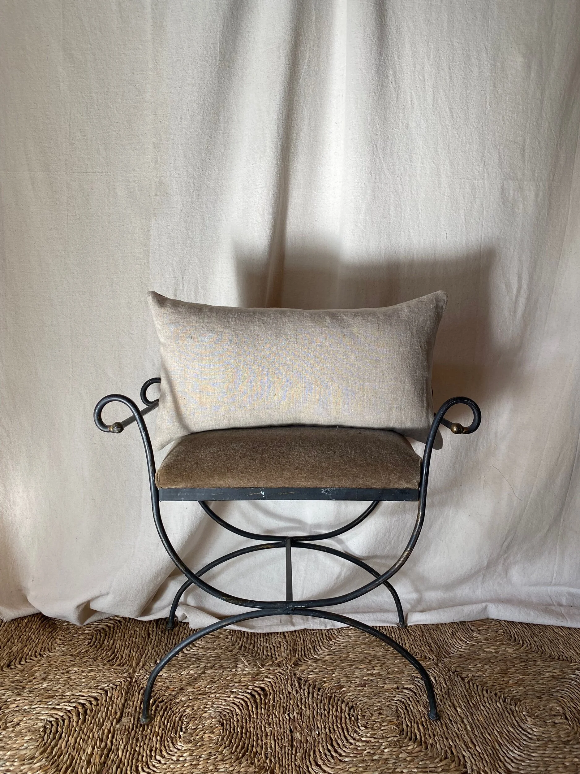 A008709A-9893-4D19-B1AA-E2DC4FD184AC