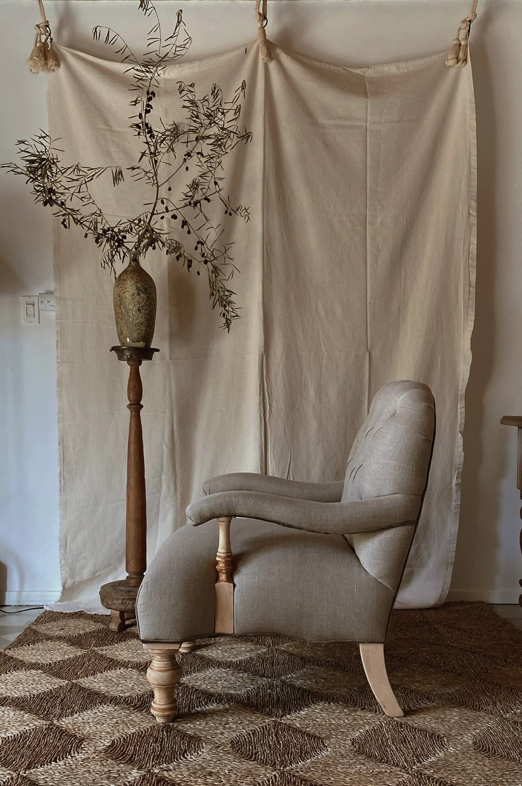 7C8219A2-518D-483C-BA00-A764C3747250