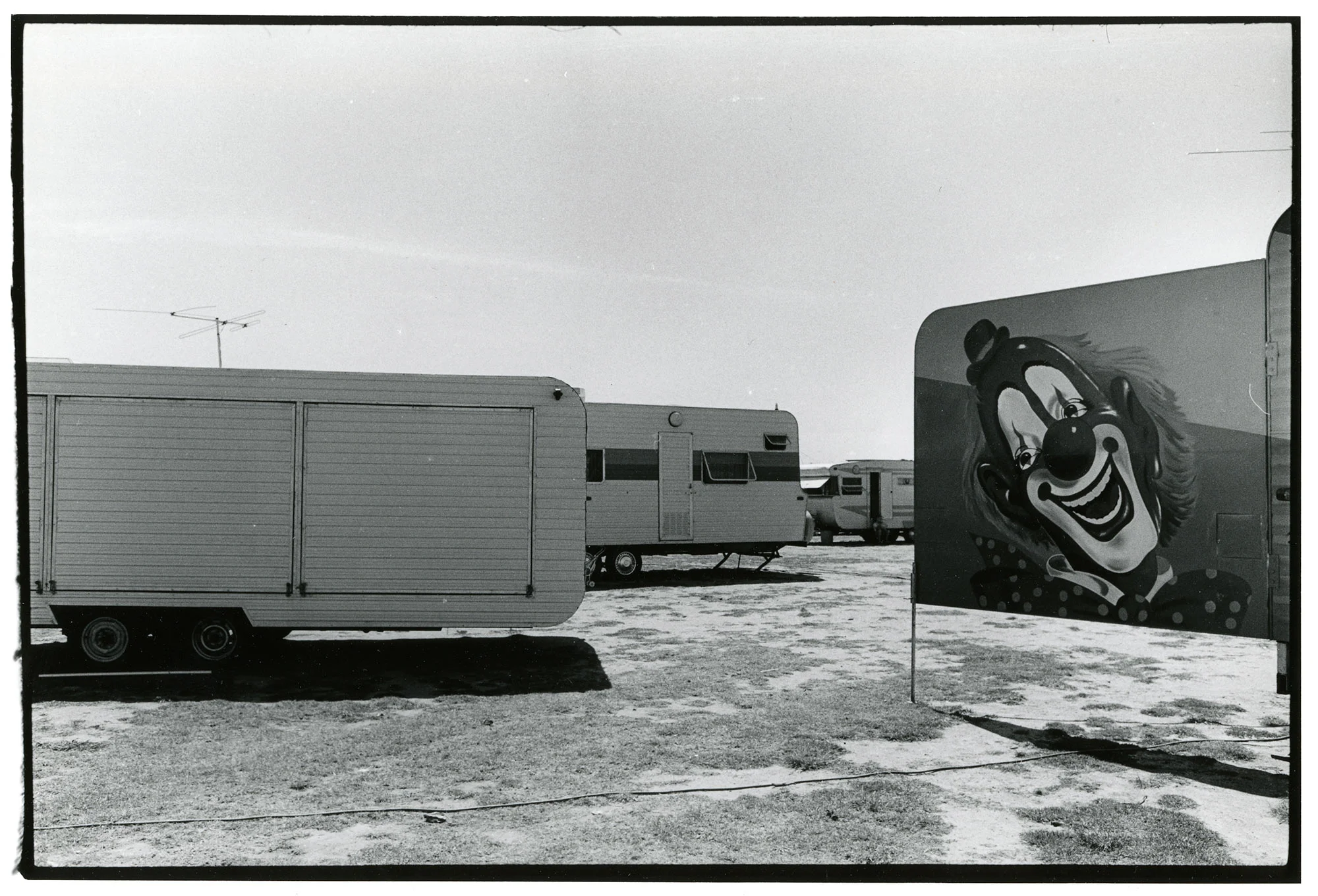 B_W-Australia-4-clown-Oz.jpg