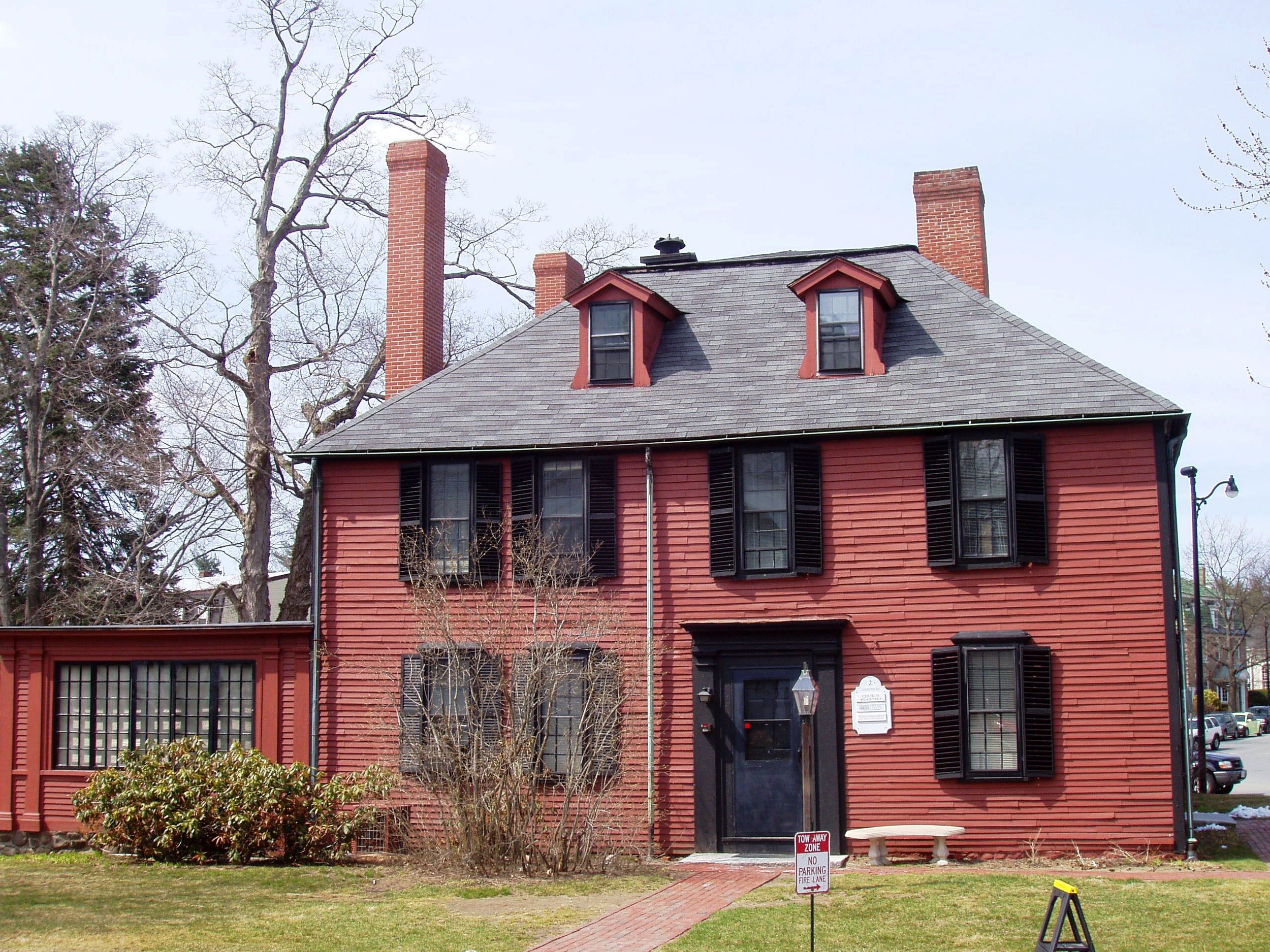 Wright's_Tavern_(Concord,_MA).jpg