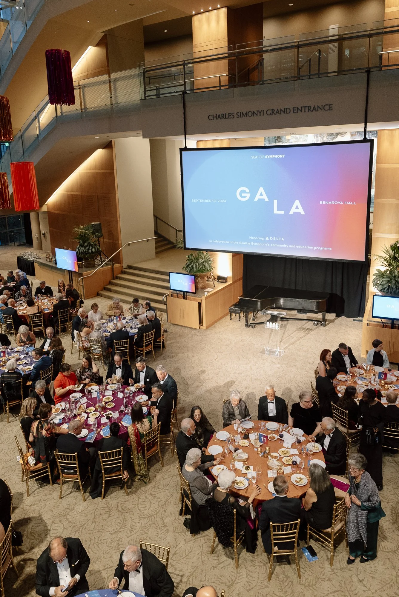 Seattle Symphony Opening Night Gala_seattle event photographer-405.jpg