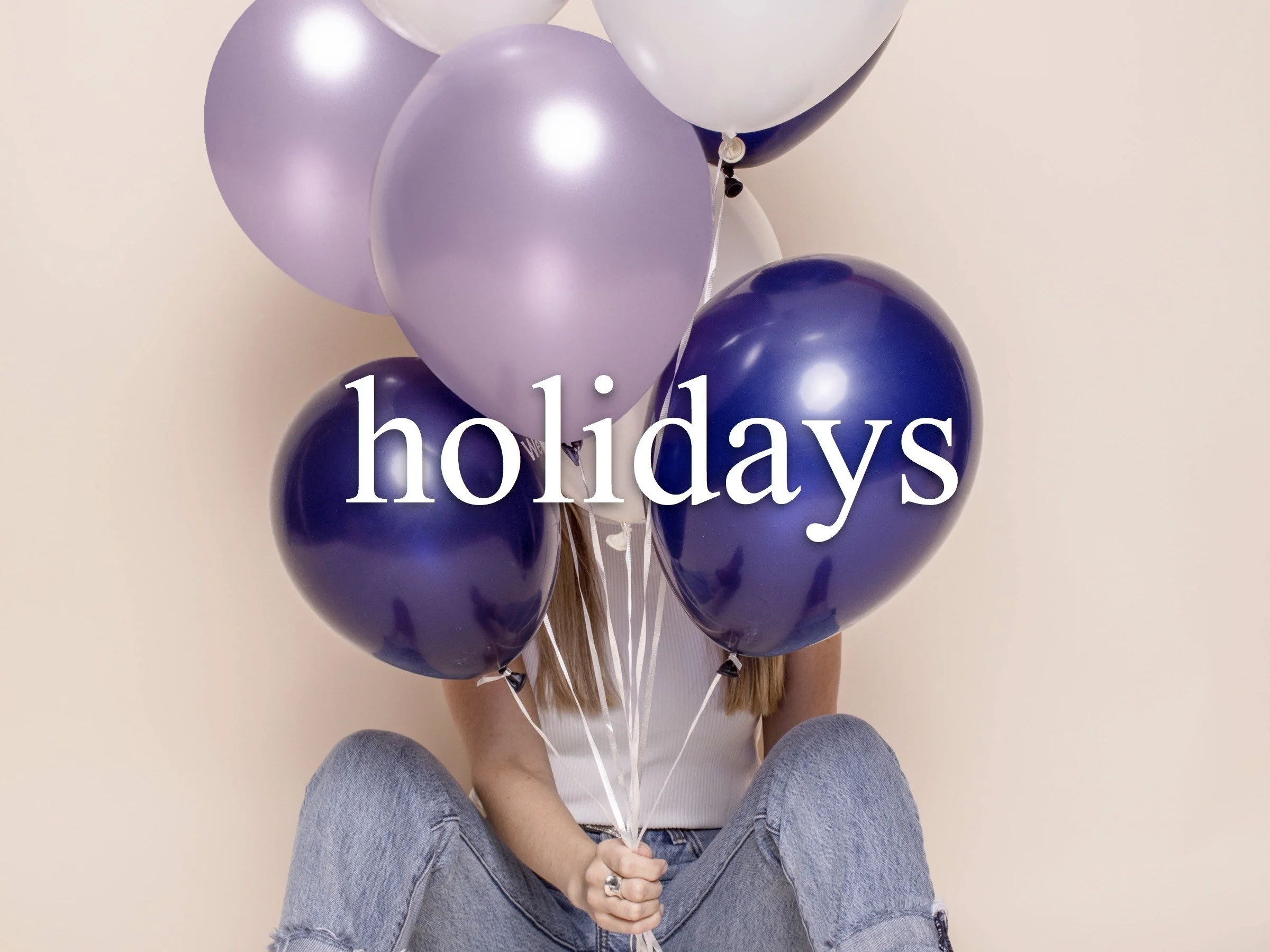 240-love-holidays-label.jpg
