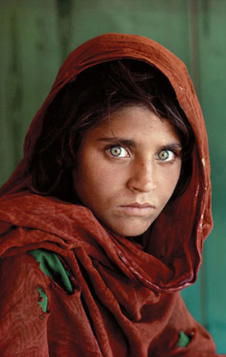 AFGHAN GIRL by Steve McCurry