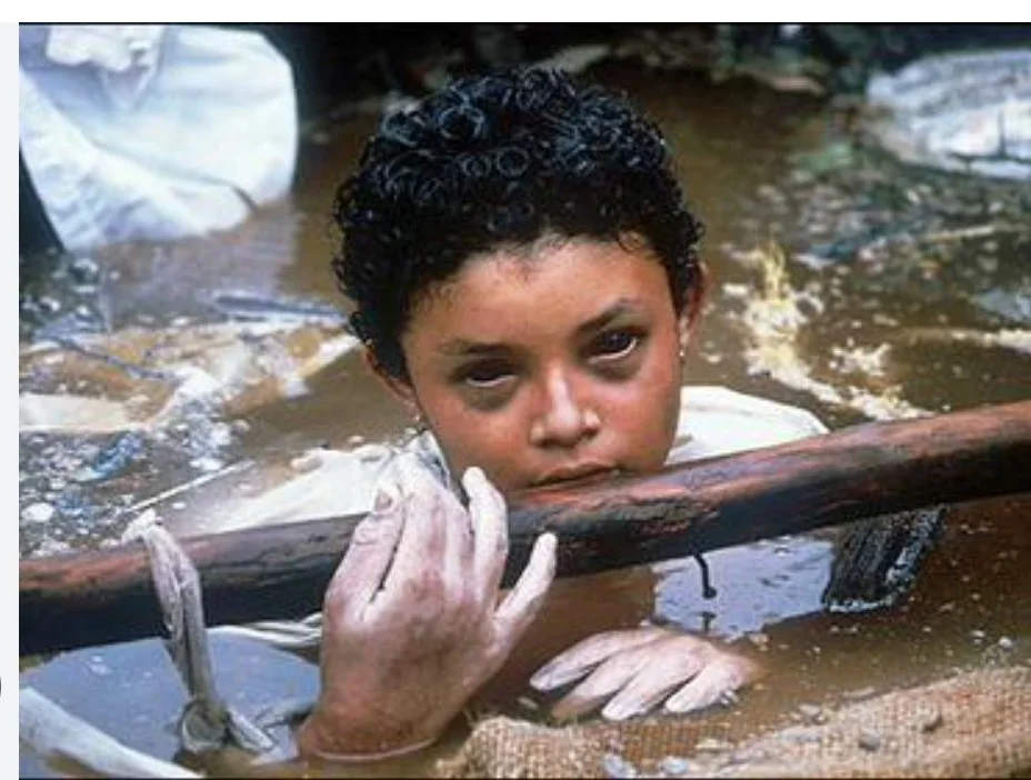 OMAYRA SANCHEZ  by Frank Fournier