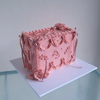 Square & Long Cakes