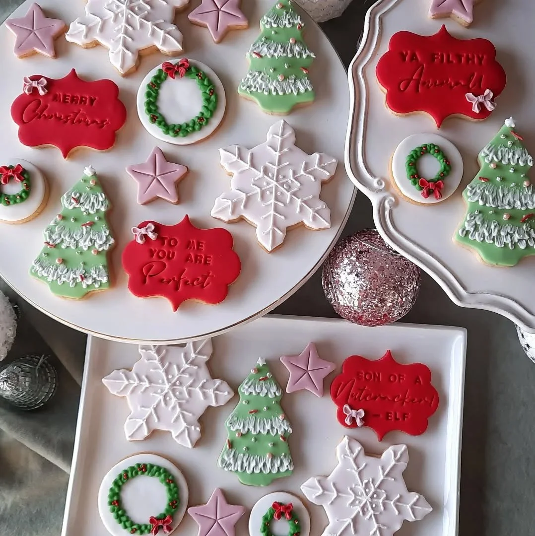 My daughter Lilly and I have been working away on some Christmas cookie designs.  We even dabbled in some royal icing 😁

You can customize the message if you wish or keep as Merry Christmas.  We went with a few movie quotes 💕 

These come in small,