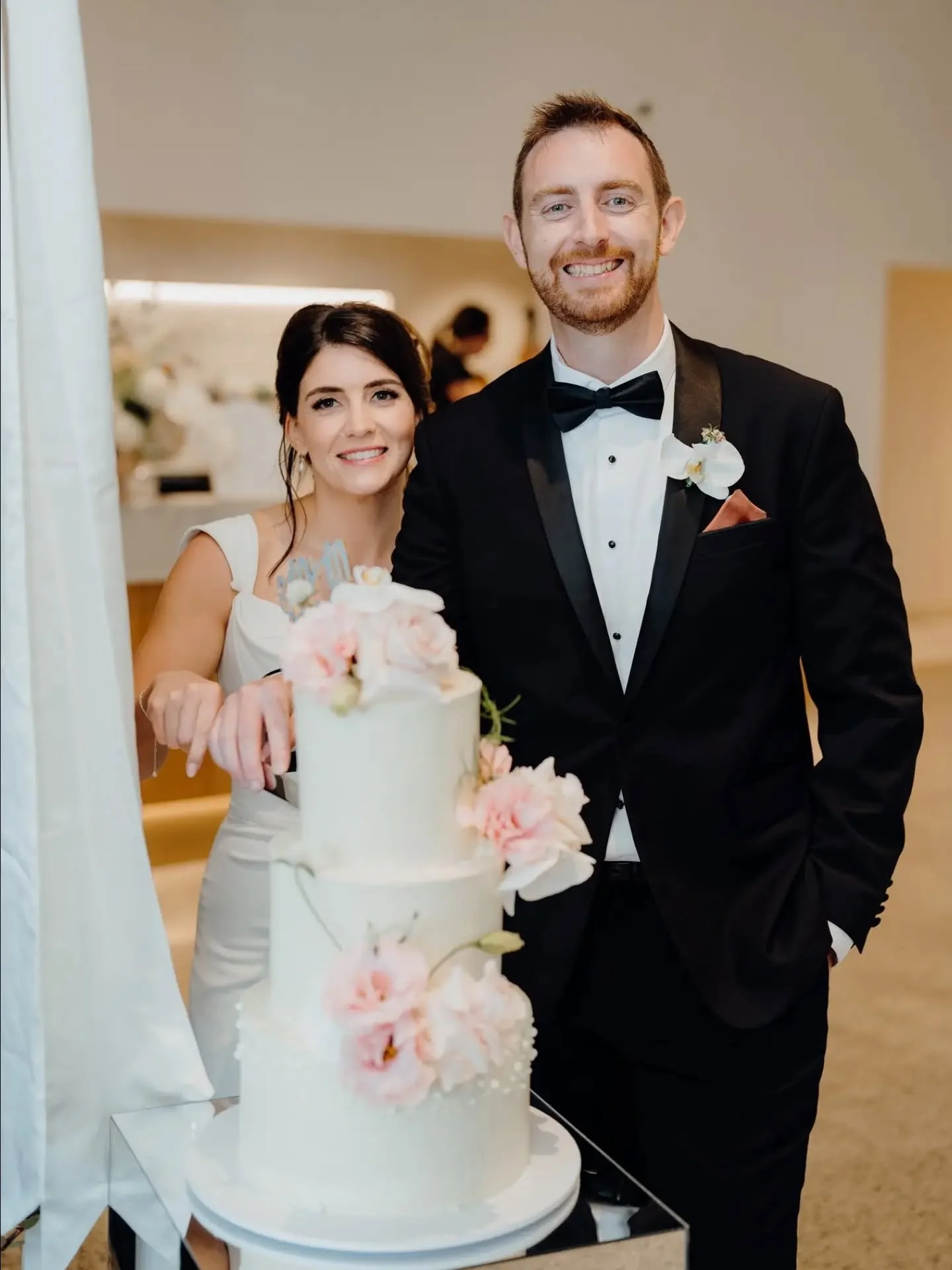 Can't forget this beautiful photo of the cute couple!  Congratulations again G + C 🩷💍💕

Thanks to @haleyadelephotography for the photo 😍📷

Flowers @byjanesmith 
Venue @ohakuri_rise