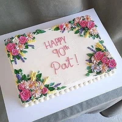 floral+buttercream+rectangle+cake.jpg