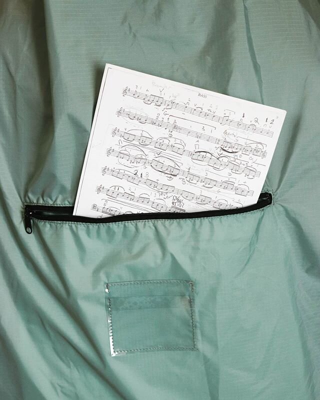 Music, phone, keys, wallet- fit it all in the back pocket of ContraCover for easy access when traveling. .
.
.
Check it out! Link in bio! .
.
#contracover #contrabass #doublebass #stringbass #gearhead #freelancer #professional #violin #cello #classic