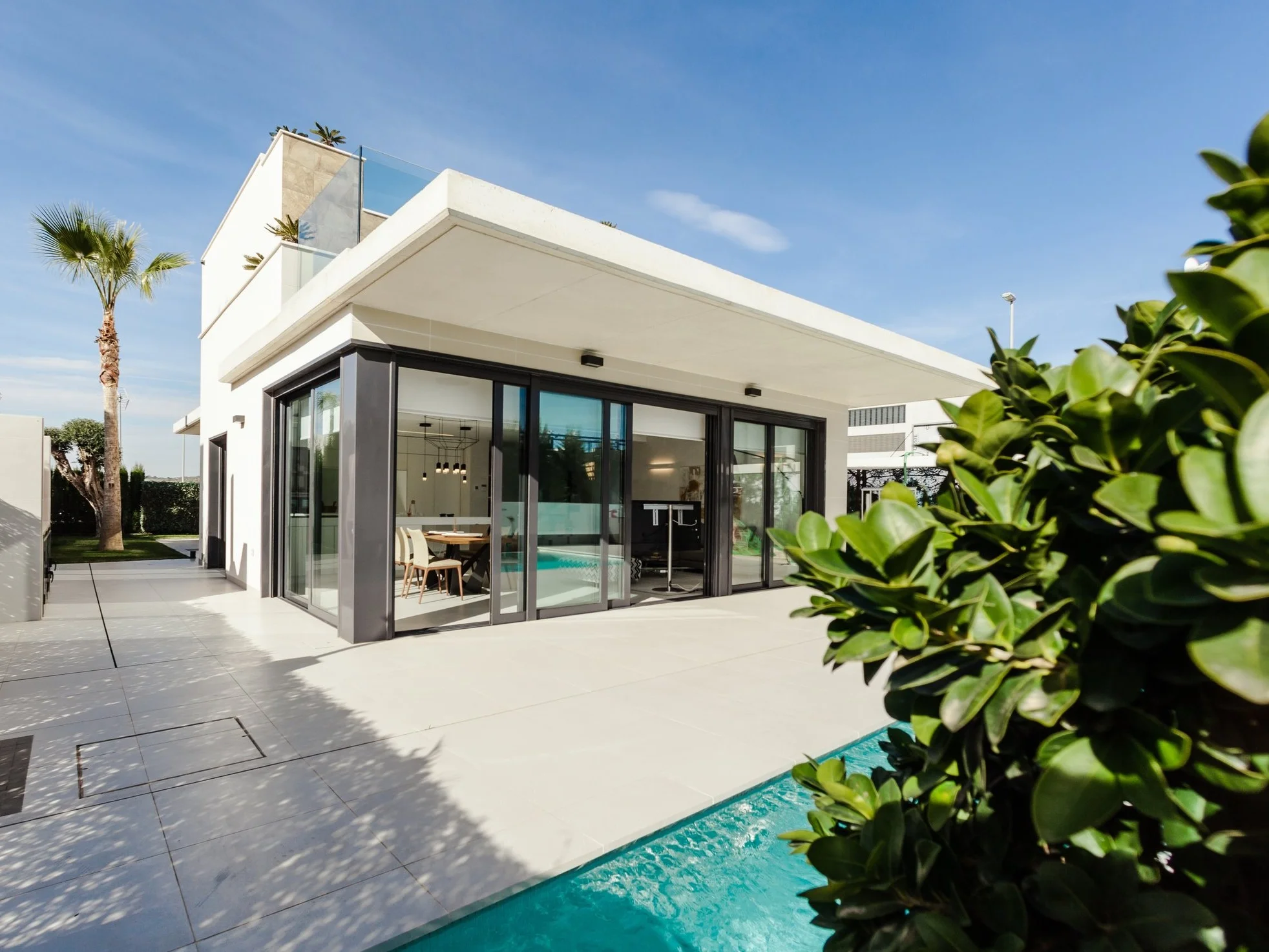 ialicante-mediterranean-homes-475777-unsplash+%281%29.jpg