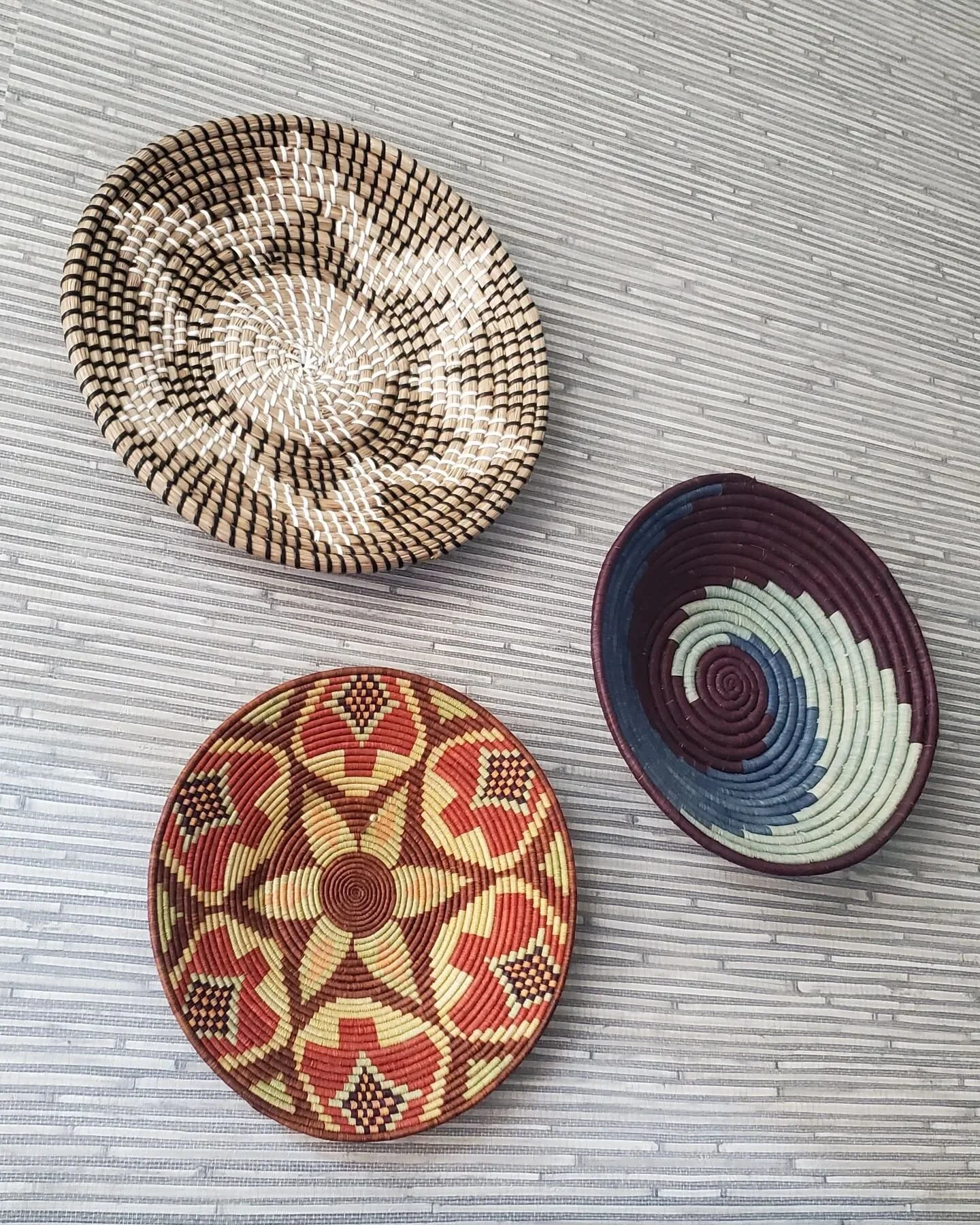 Ever walk in a place and see something you instantly connect with? That's what happened when I saw these coil baskets at my last birth. My client was having her baby at @memphischoices,  a birth center here in Memphis and they were on the wall in her