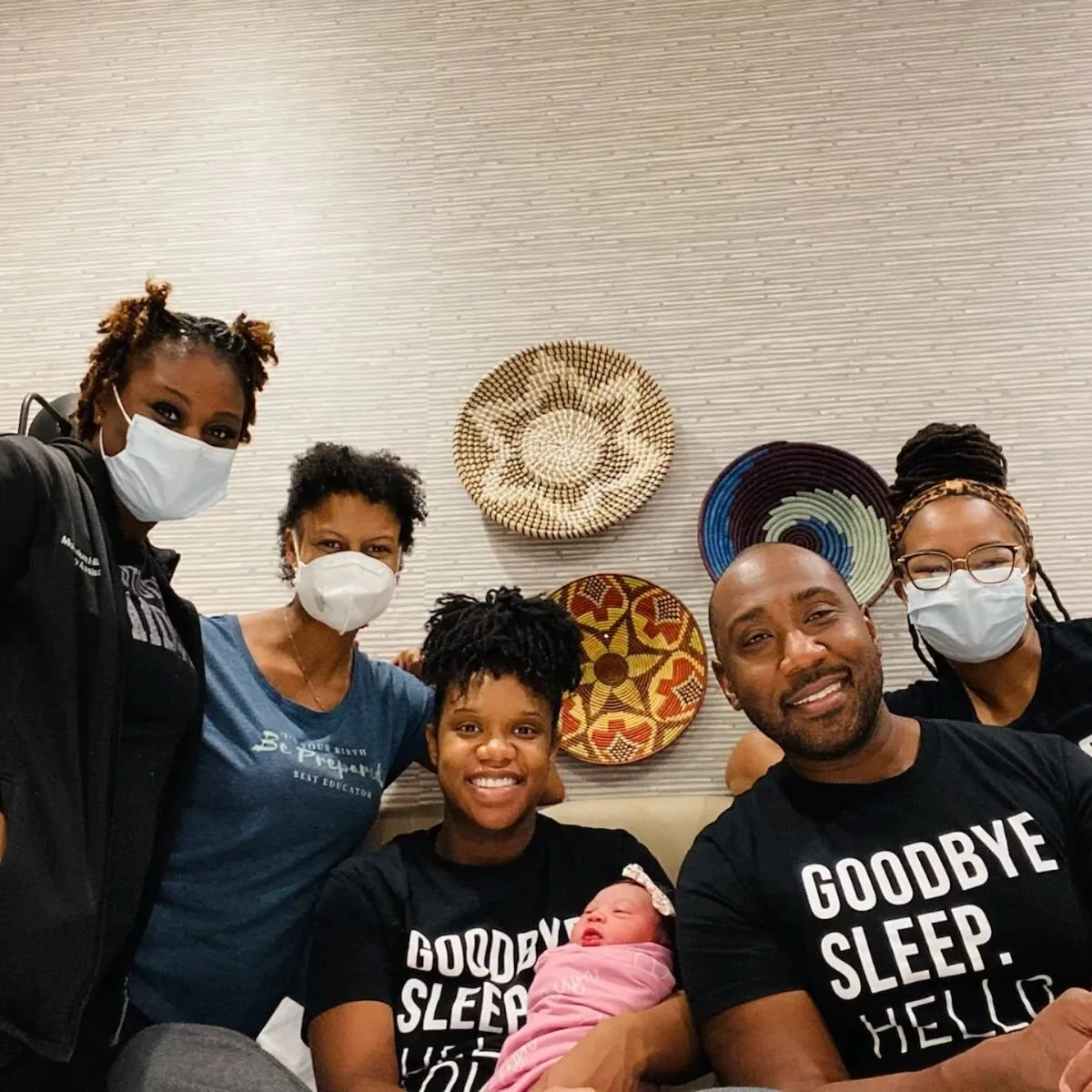 When I tell you my last birth was just everything. I've been praying to be in liberating spaces with other black birthworkers, supporting black families and that dream came true.🙌🏾

The teamwork, the laughs, the support, the silence, the chit chat 