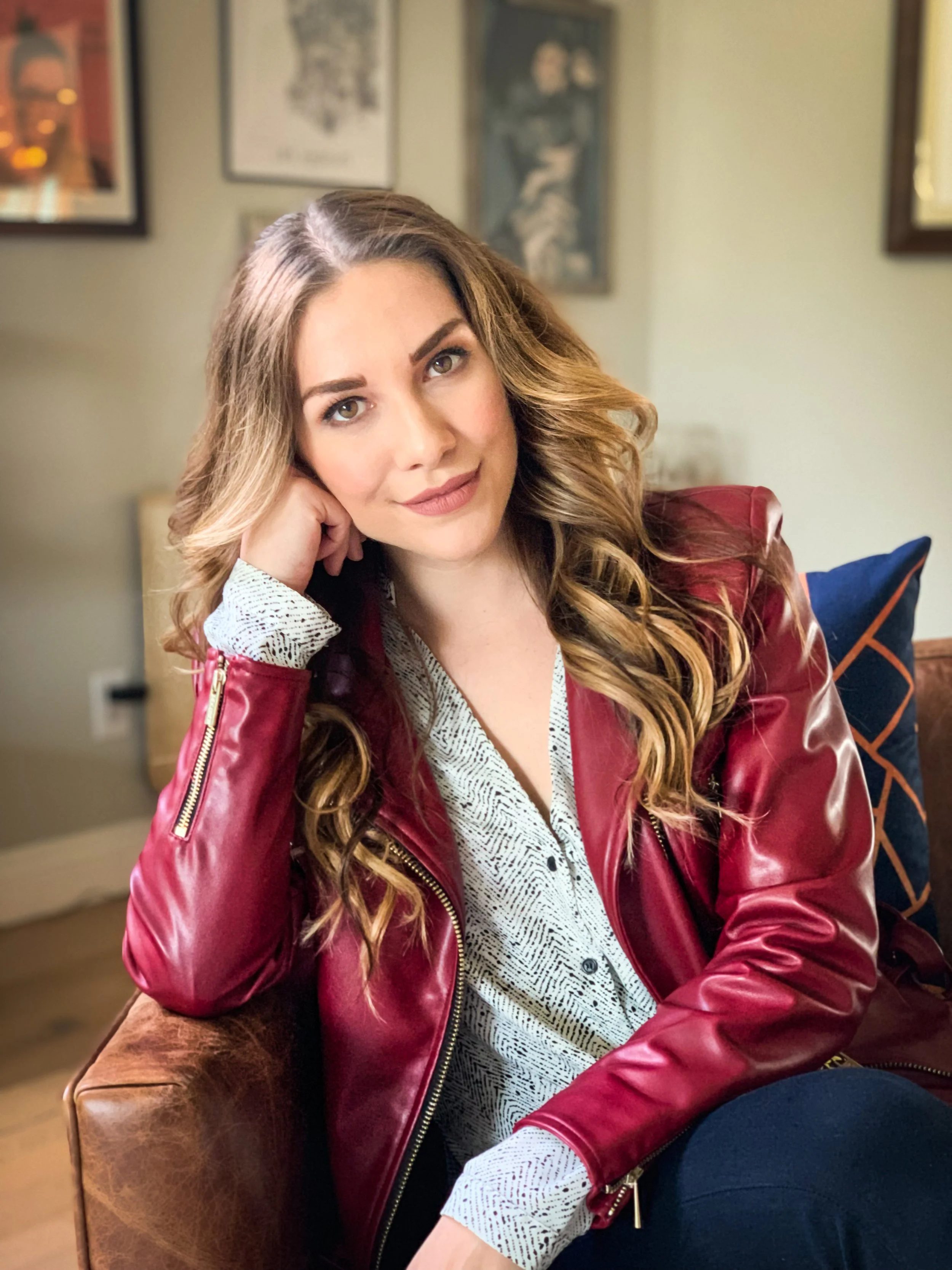 Alison Headshot.JPG