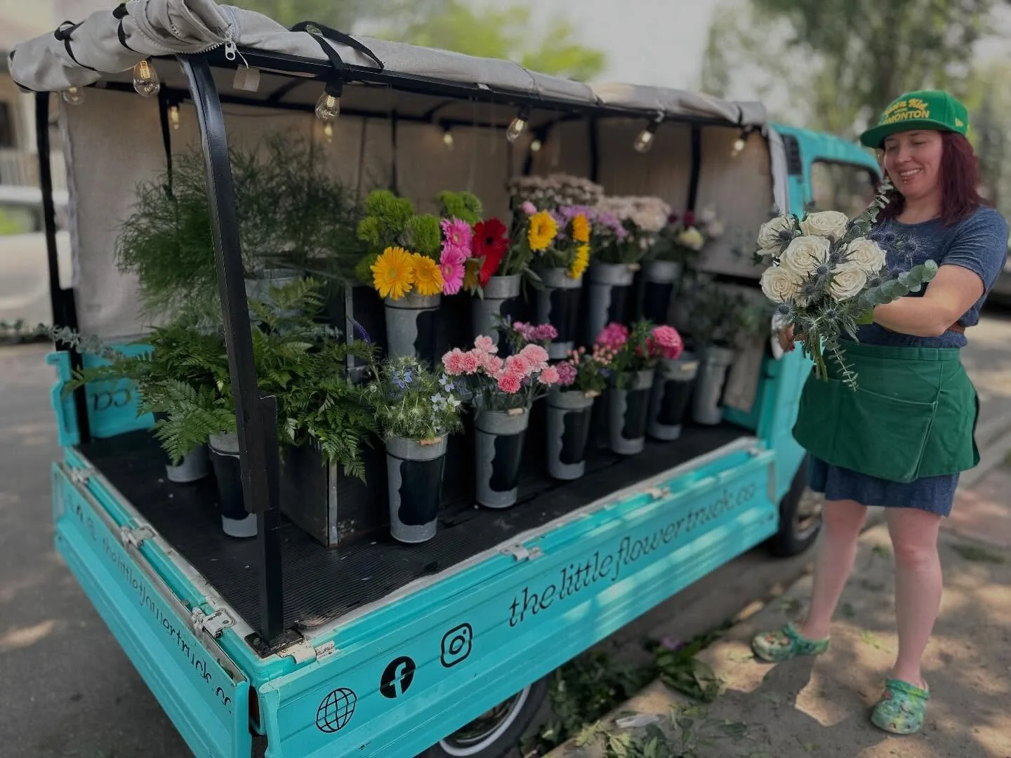 If you&rsquo;re wondering who makes your flowers &mdash; hi.

I&rsquo;m the person behind the truck, the colour palettes, and the early mornings.

Thank you for supporting a small, local flower business &mdash; it means more than you know. 🌸 

#YEGF