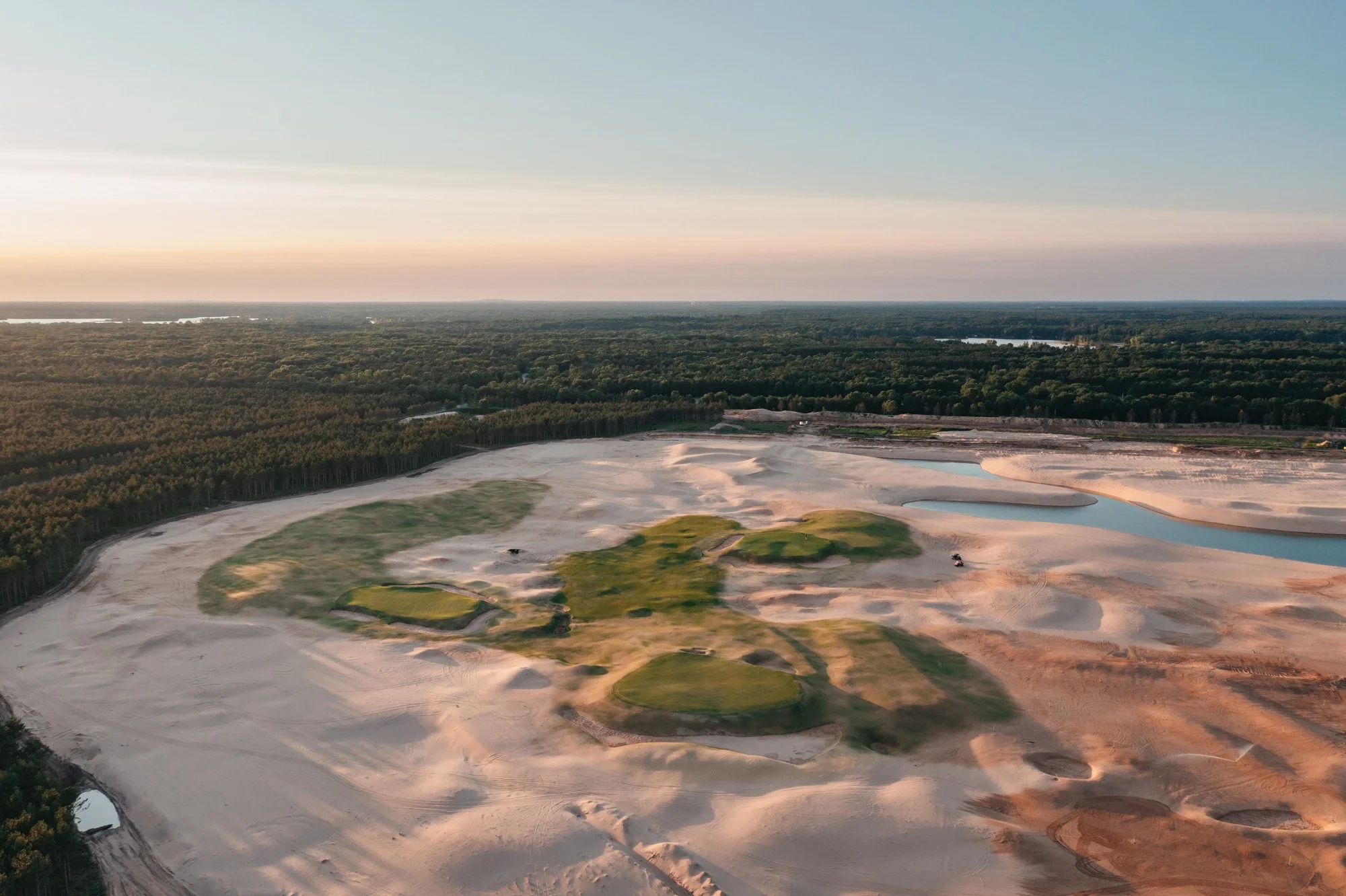 Lido rendomized for website - 6.JPG