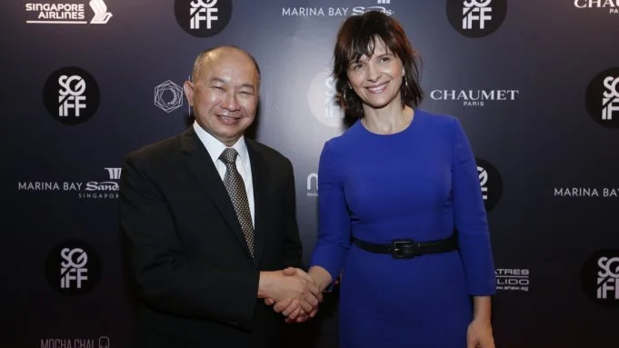 rsz_john_woo_with_juliette_binoche_.jpg