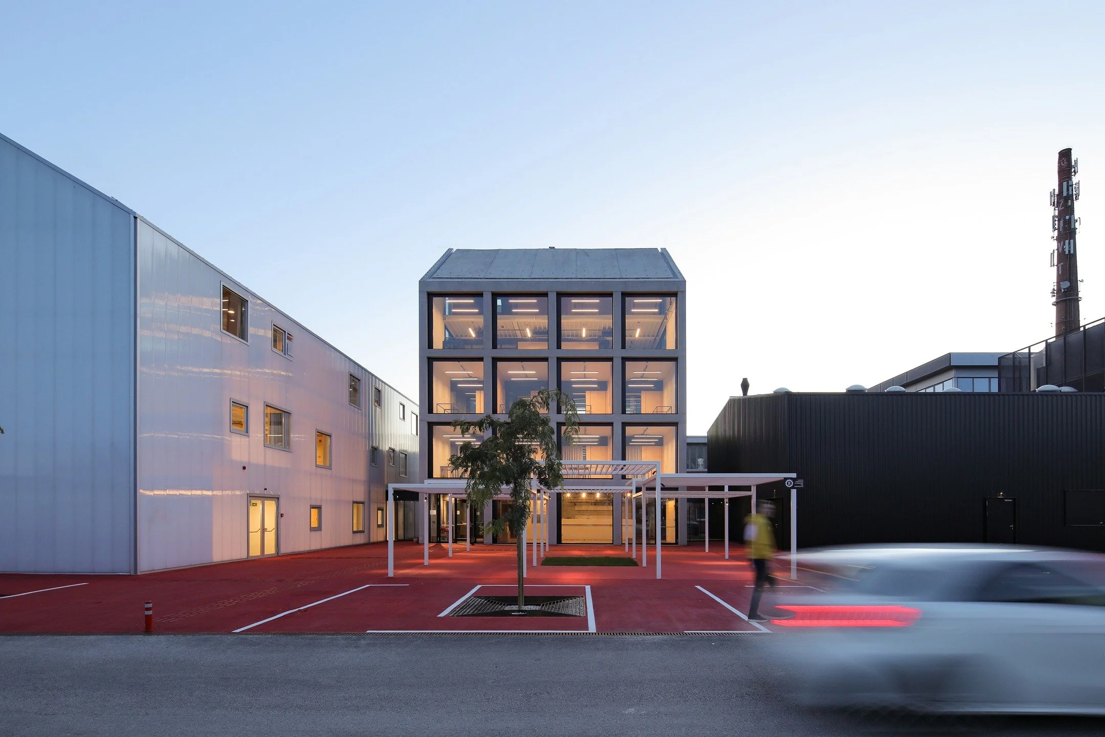 re-GENERATOR
A cluster of three interconnected volumes with a range of programs bears a specific identity rooted in the industrial heritage of Zabok.
LOCATION:&nbsp;Zabok, Croatia
YEAR:&nbsp;2018 - 2025
CLIENT:&nbsp;City of&nbsp;Zabok
DESIGN TEAM:&nb