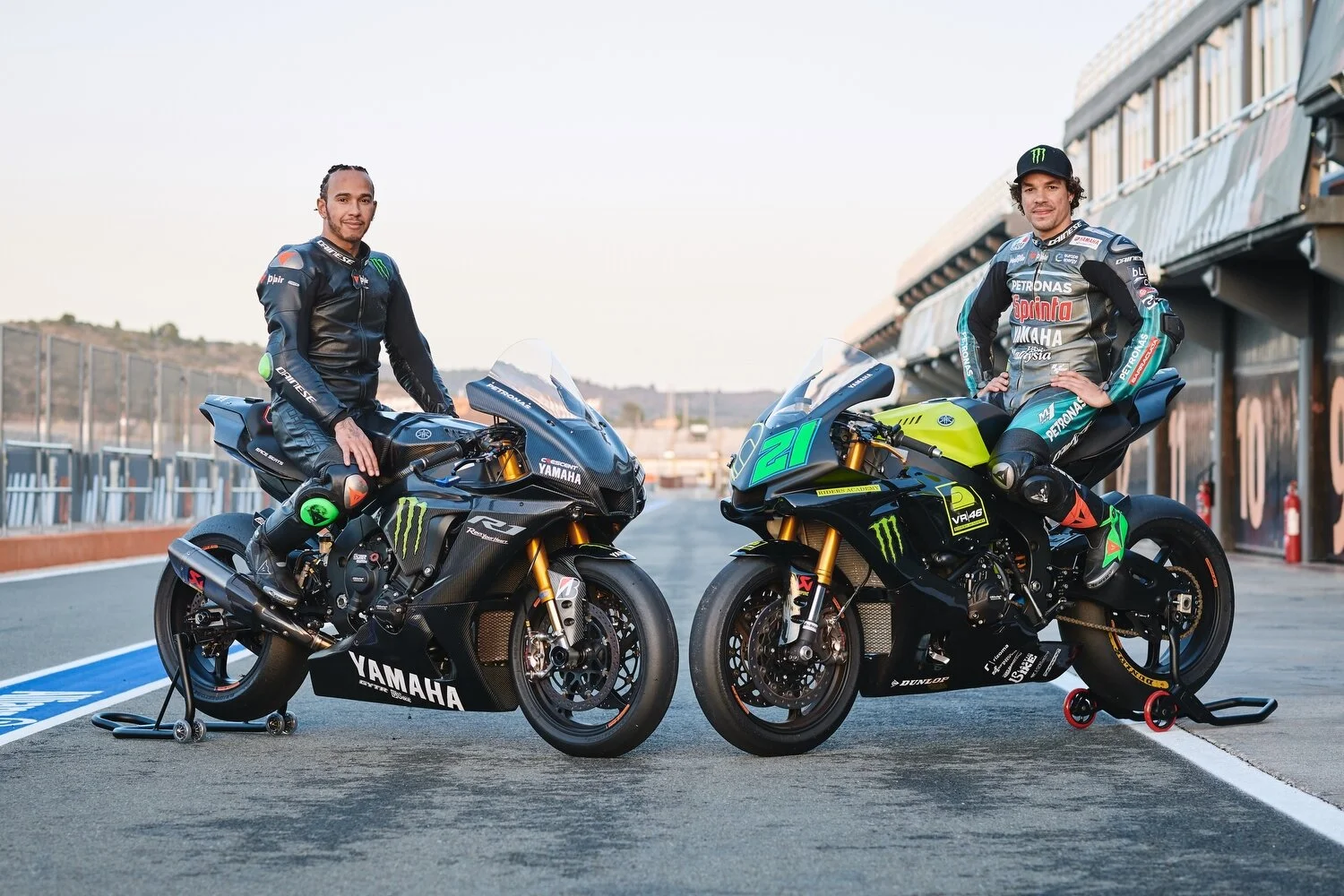 LewisHamilton_FrancoMorbidelli_LH44V46_Valencia_2019_DeBortoli_220.JPG