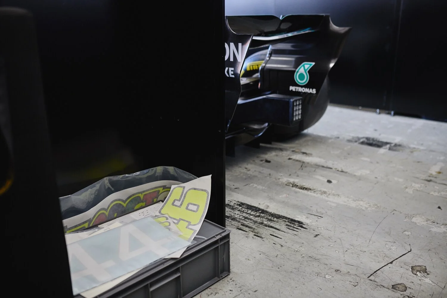 LewisHamilton_ValentinoRossi_LH44V46_Valencia_2019_DeBortoli_001.JPG