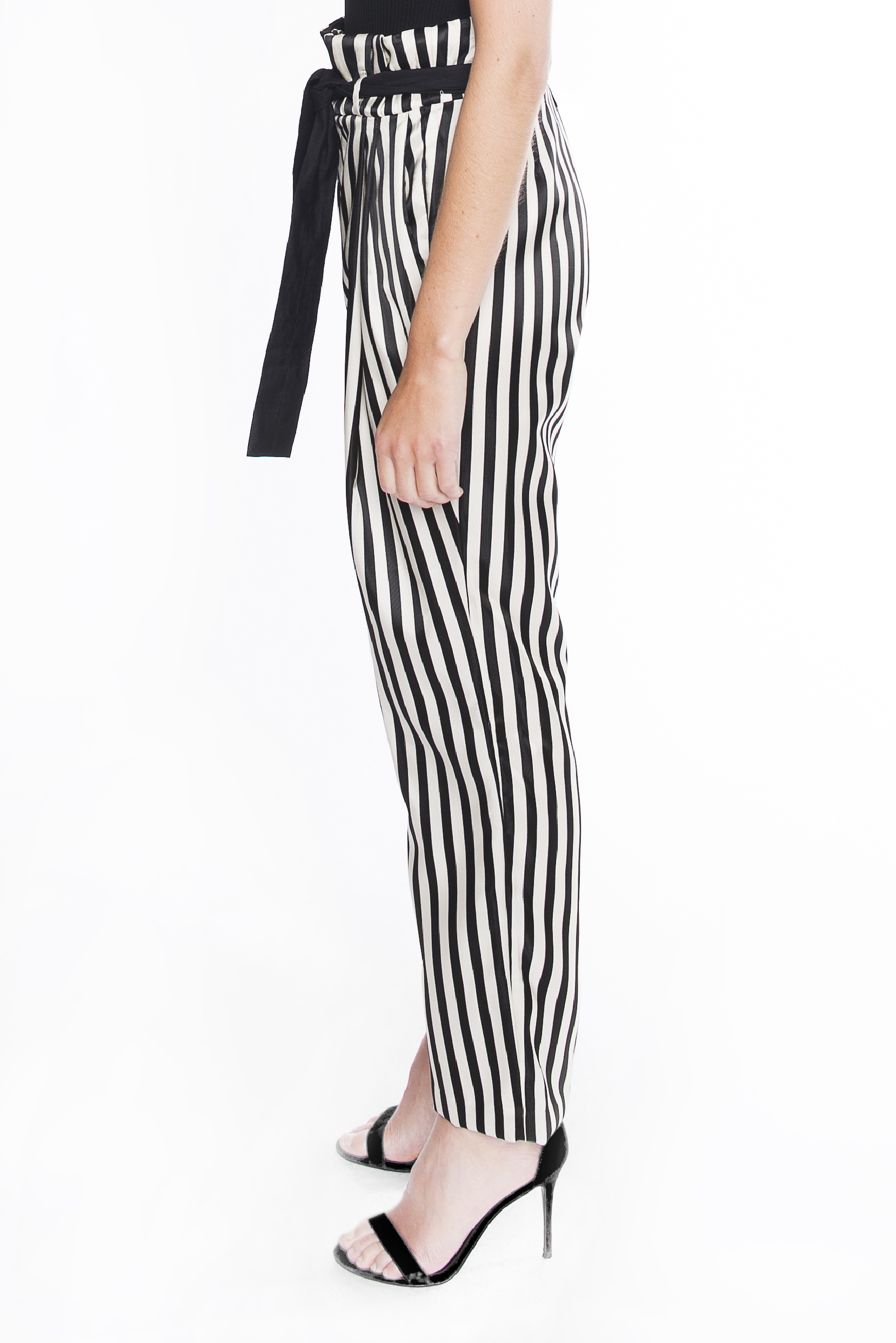 pantalon rayé noir/ivoire profil