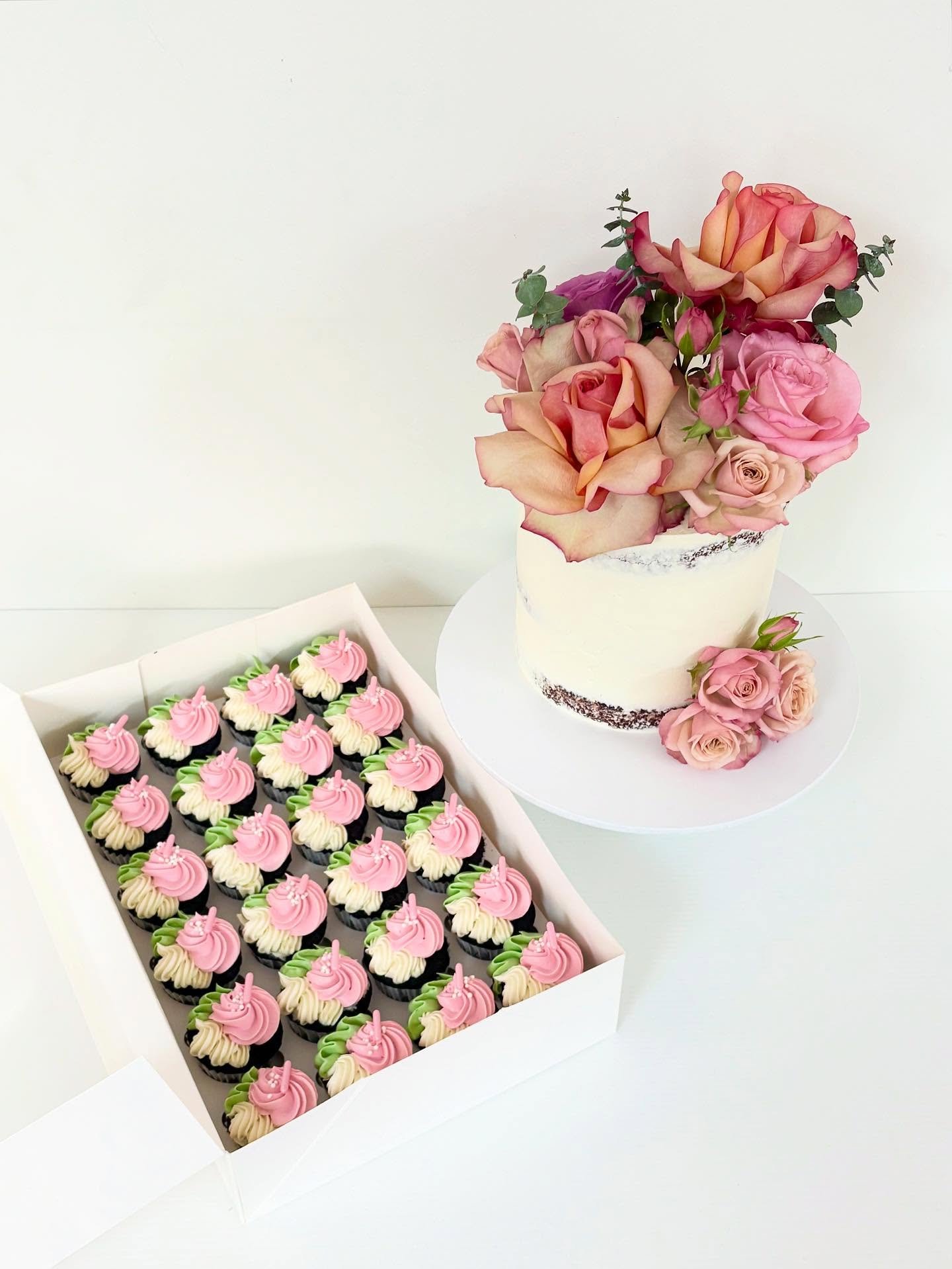 Naked cake and roses never disappoint! 
.
.
.
.
.
.
#cakesofinstagram #cakessydney #sydneybaker #cakedesign #sydneycakes #sydneynorthshore #cakeoftheday #cakesofsydney