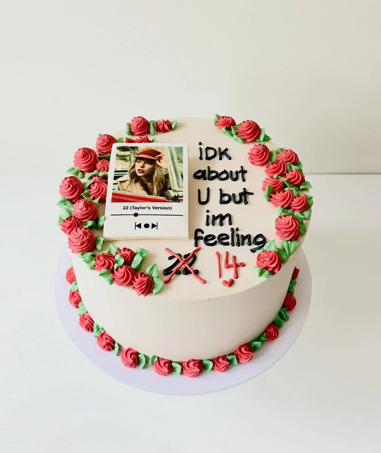 Feeling 22, but only 14 😀
.
.
.
.
.
.
#cakesofinstagram #cakessydney #sydneybaker #cakedesign #sydneycakes #sydneynorthshore #cakeoftheday #cakesofsydney