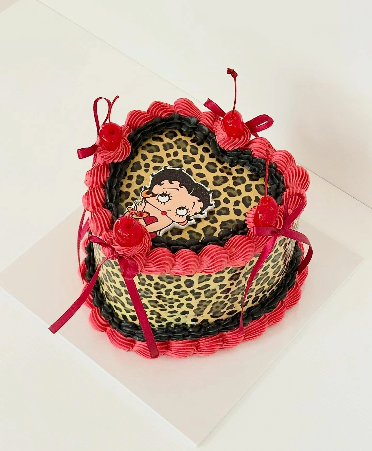 She&rsquo;s Sassy! 💁🏻&zwj;♀️
.
.
.
.
#cakesofinstagram #cakessydney #sydneybaker #cakedesign sydneycakes