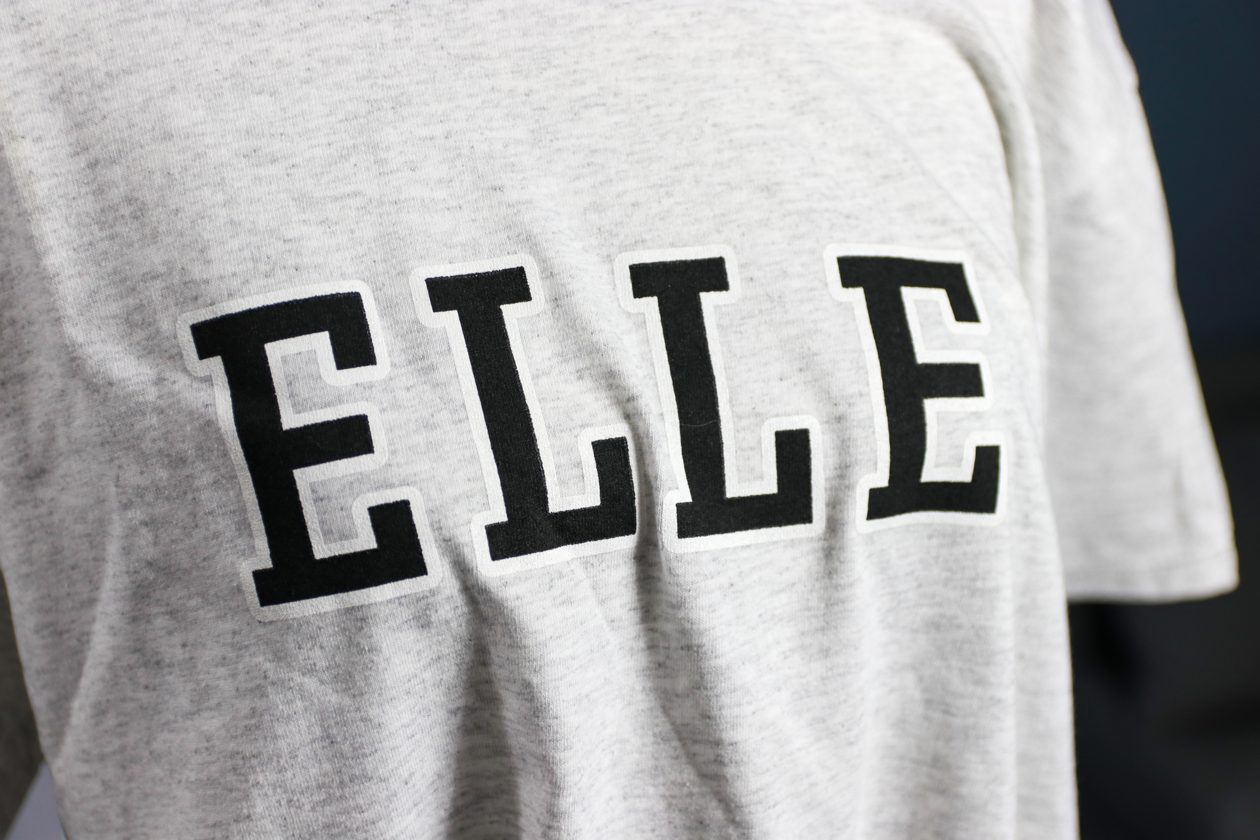 elleshortsleeve1.png