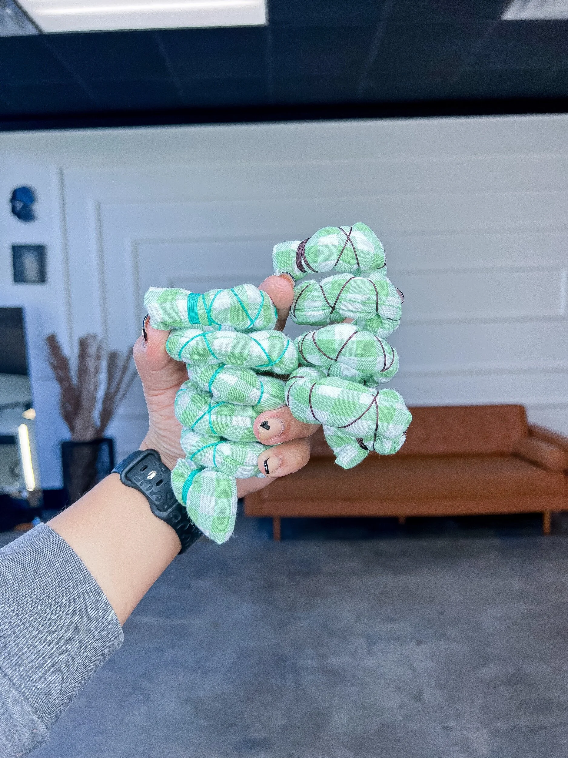 3DE6BA8E-1148-495C-885B-284CA1A617FC