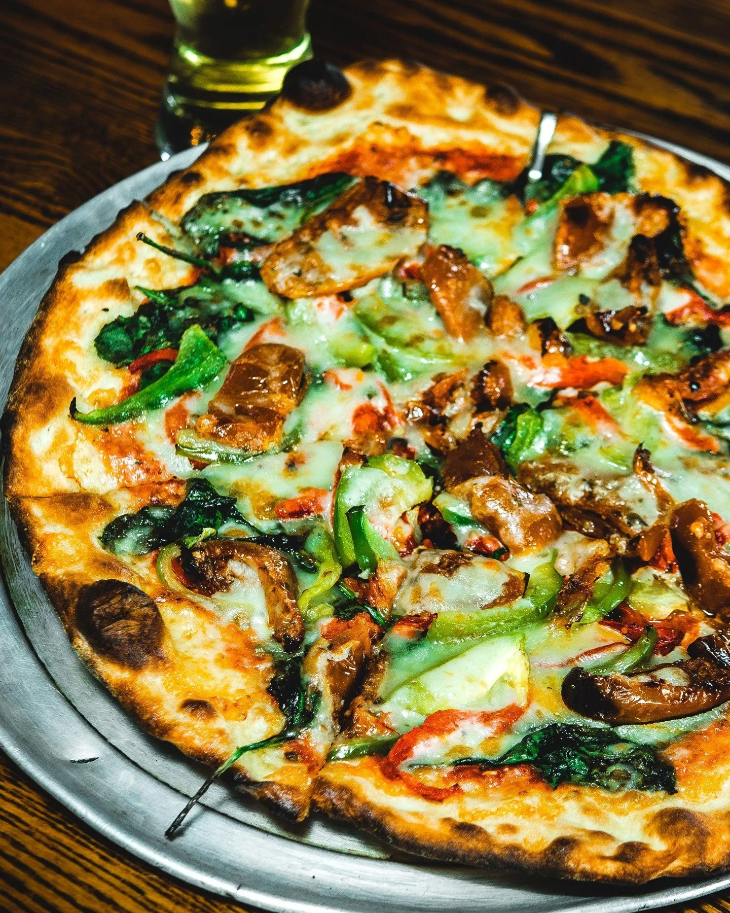 If the Garden Patch is your favorite, we’ve got a seat with your name on it 🍕✨ Visit us at Johnny’s Bar & Grille!!