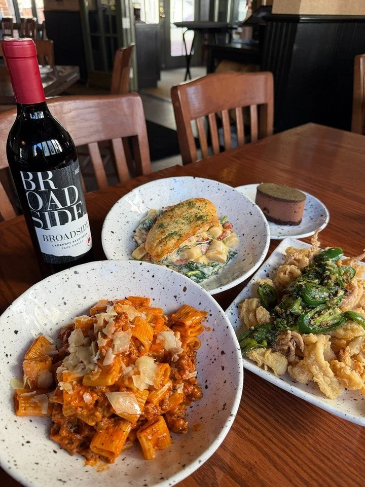 ✨ Weekend plans? We&rsquo;ve got you covered.
Join us for handcrafted cocktails, chef-driven specials, and desserts worth saving room for. These features are only here for the weekend, so don&rsquo;t wait.
🍓 COCKTAILS 🍓
 Chocolate Covered Strawberr