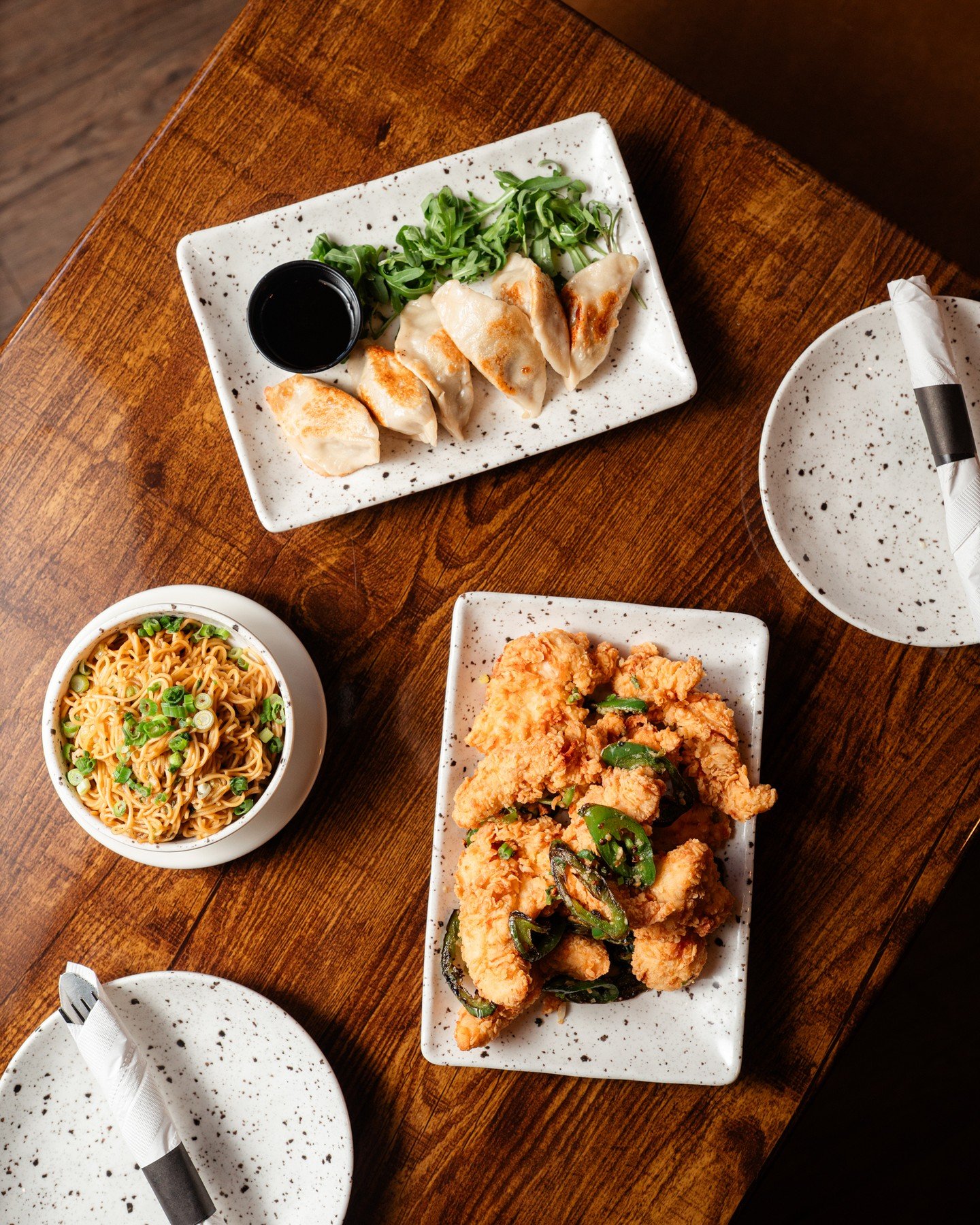 Good food, good company, and your favorite table waiting for you. 🍔🍕
Join us at Johnny's Bar &amp; Grille this week for all the comfort food you know and love. Whether you're stopping by for lunch, dinner, or a night out with family and friends, we